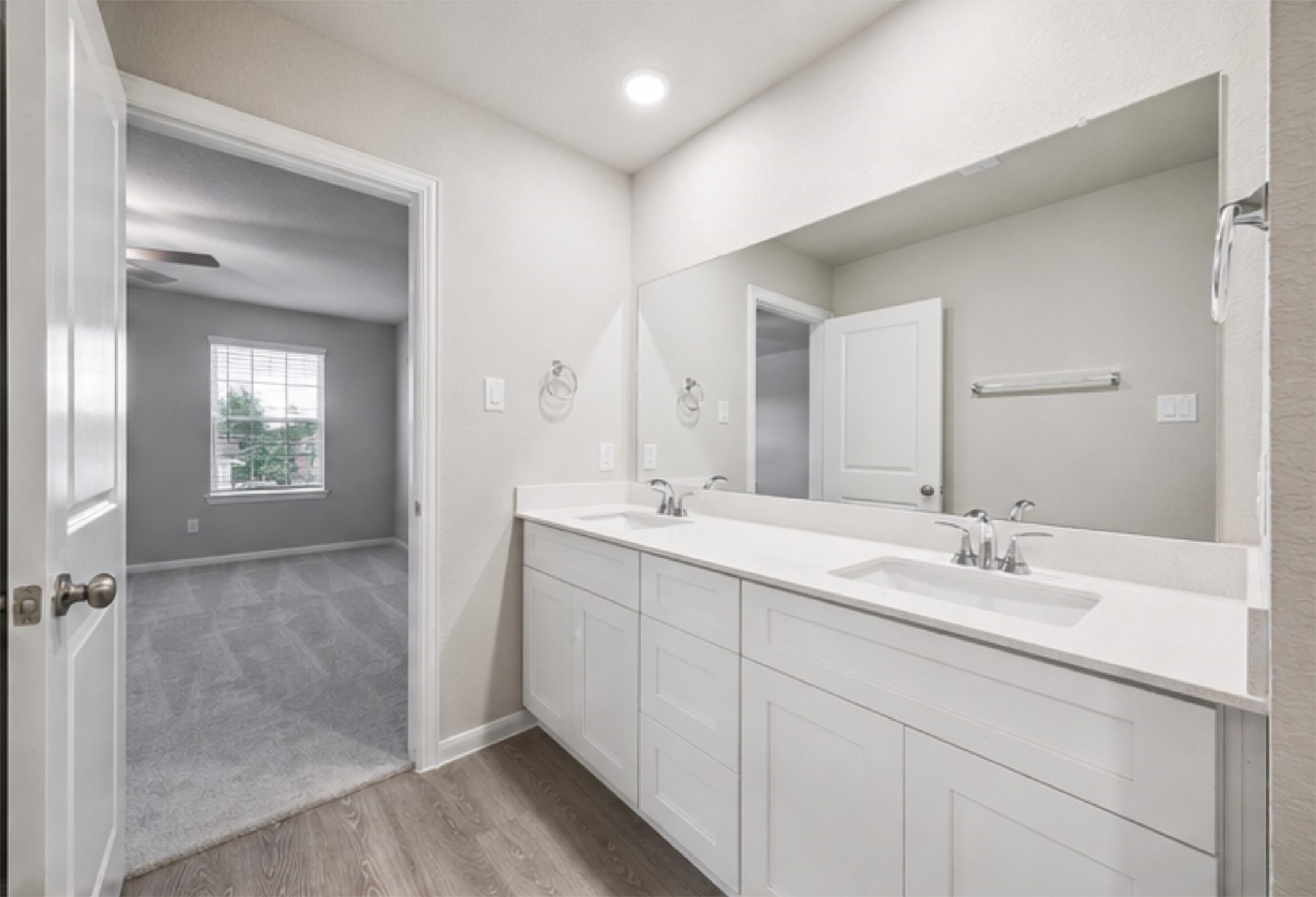 914 Roosevelt Street Property Photo 12