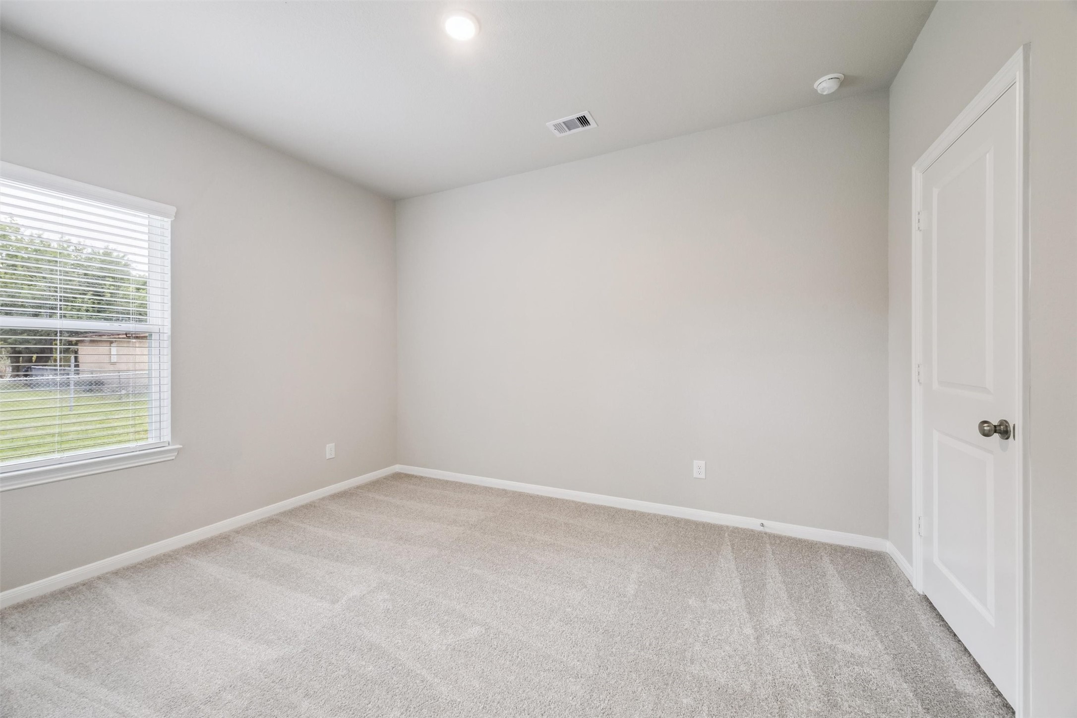 914 Roosevelt Street Property Photo 15