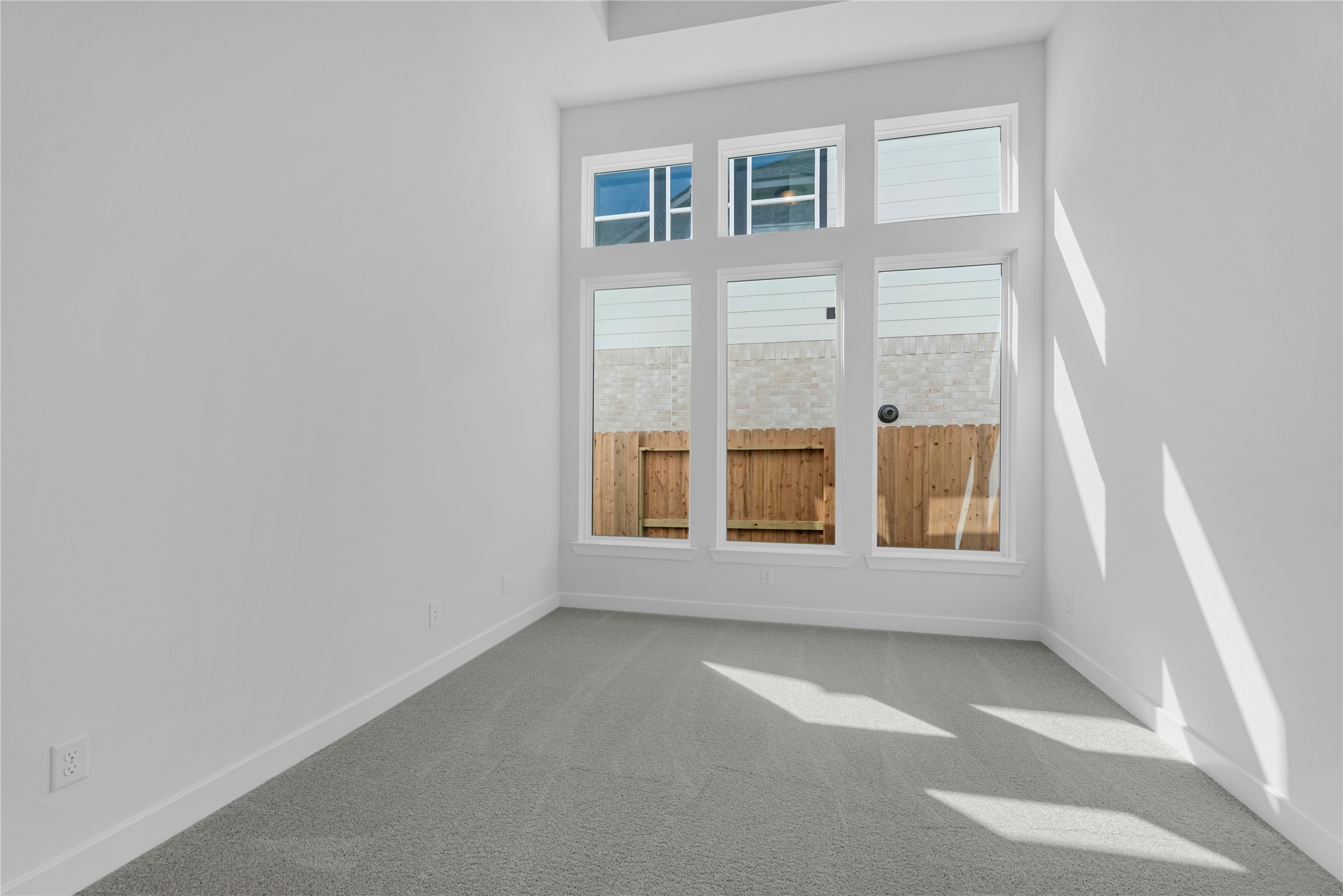 1615 Summer Pine Court Property Photo 15