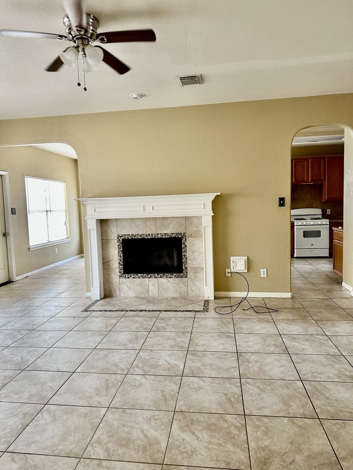 1322 Magnolia Dale Drive Property Photo 6