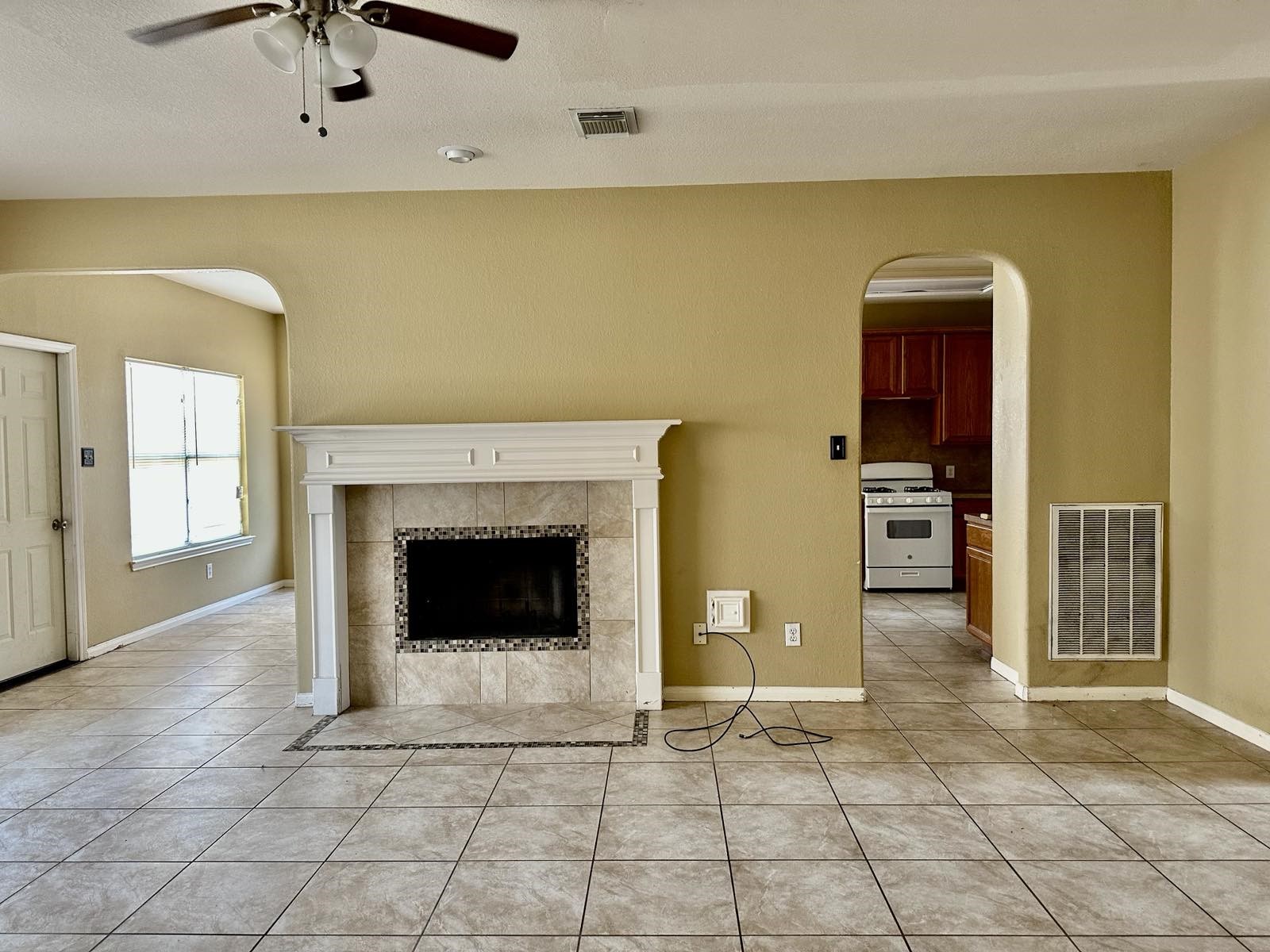 1322 Magnolia Dale Drive Property Photo 7