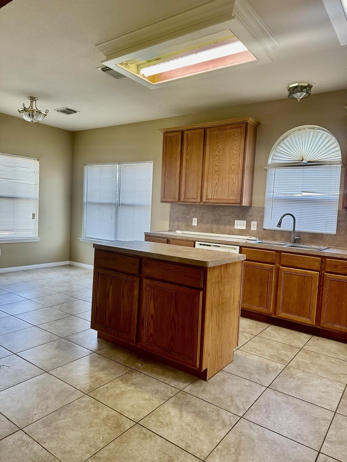 1322 Magnolia Dale Drive Property Photo 14
