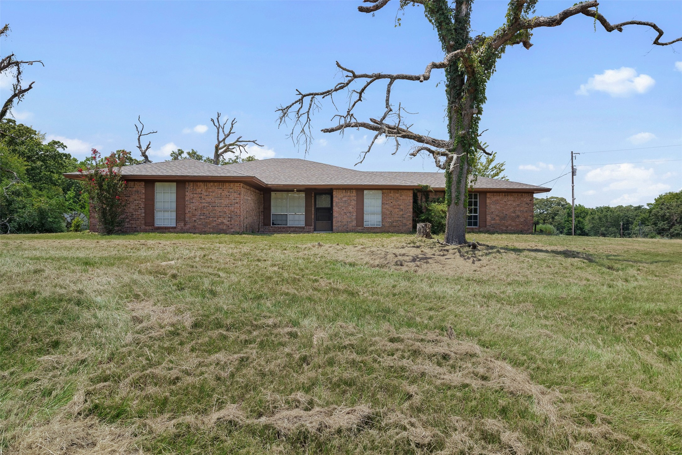 1852 County Road 202 Property Photo 2