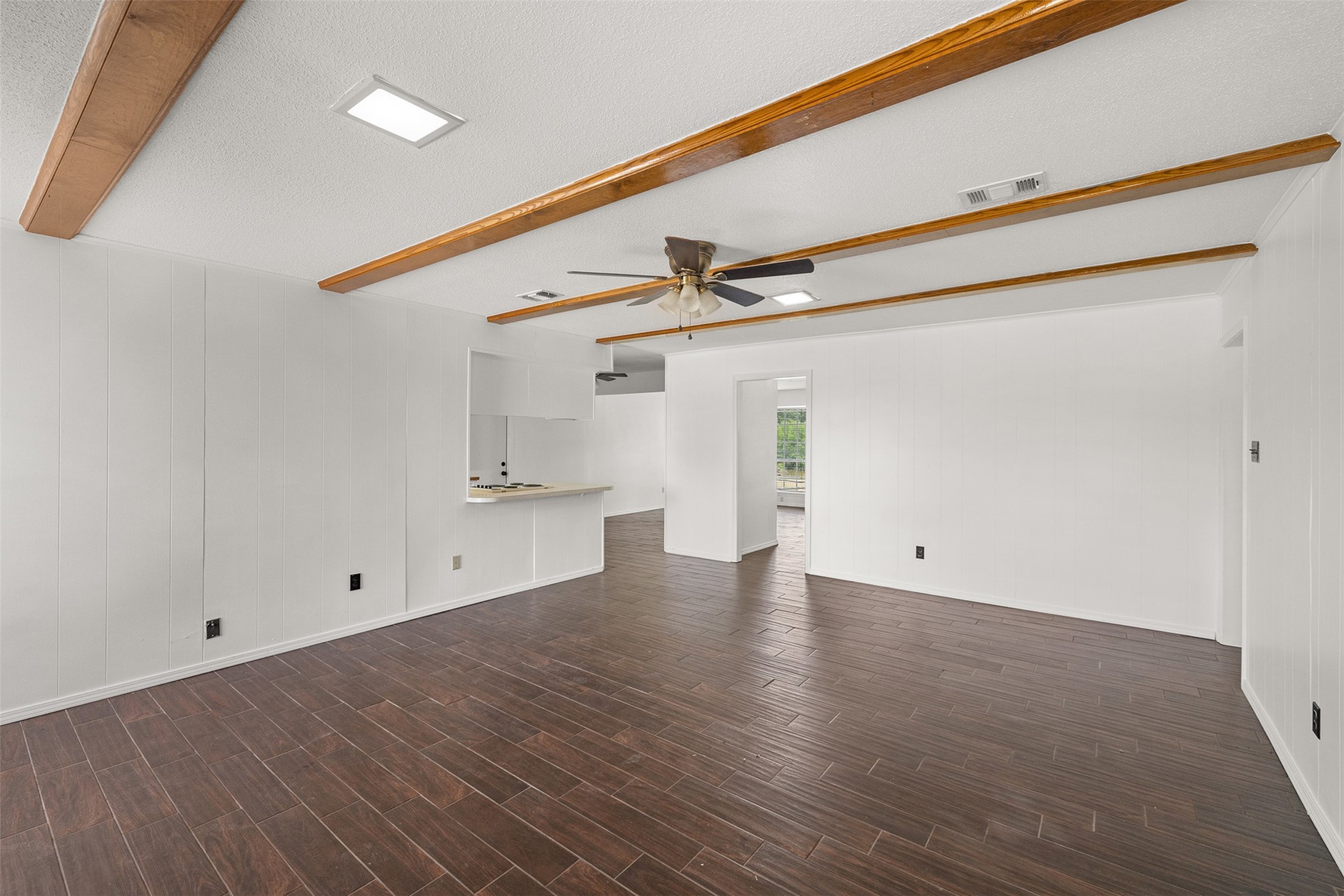 1852 County Road 202 Property Photo 5