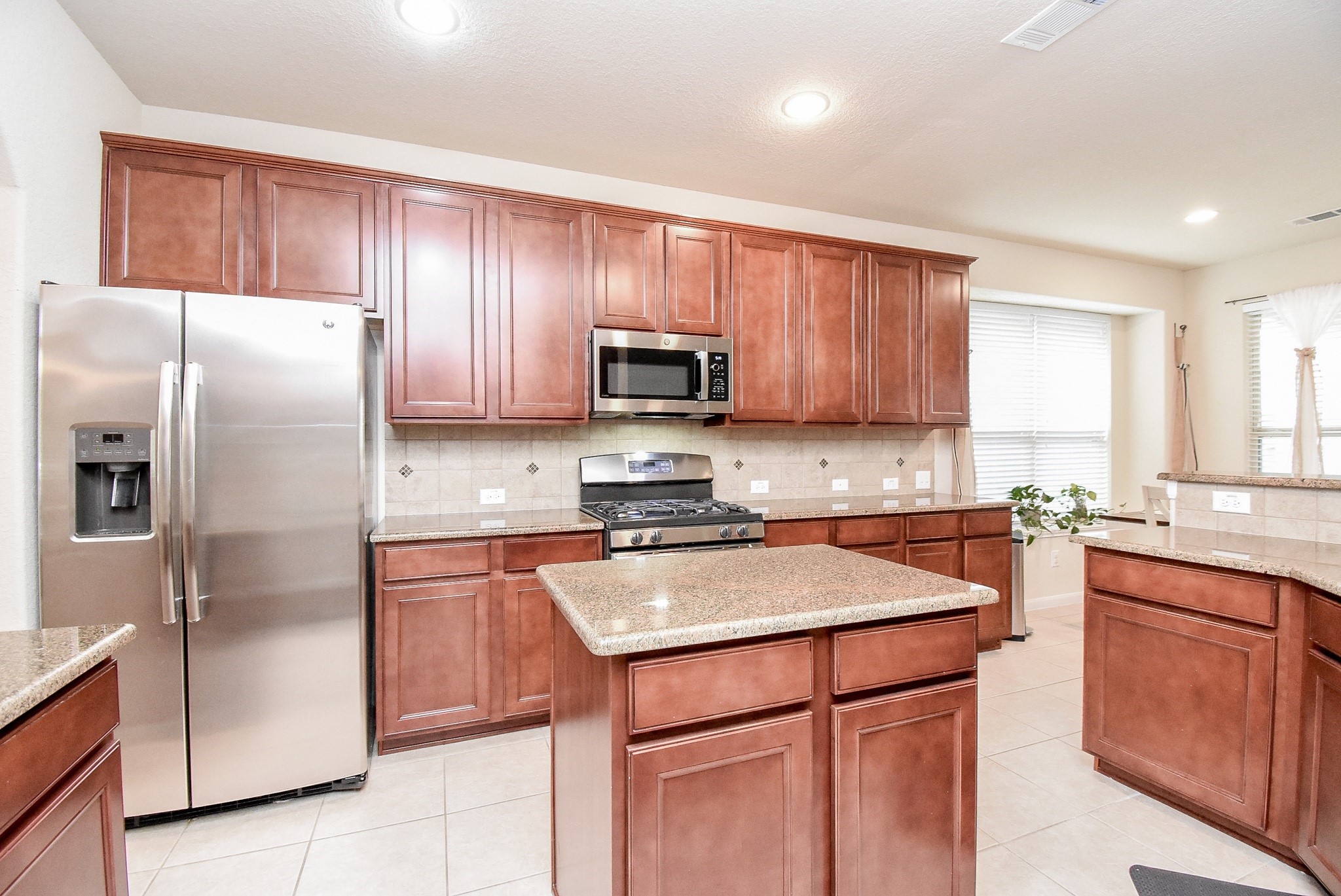 17634 Yorkhill Court Property Photo 6