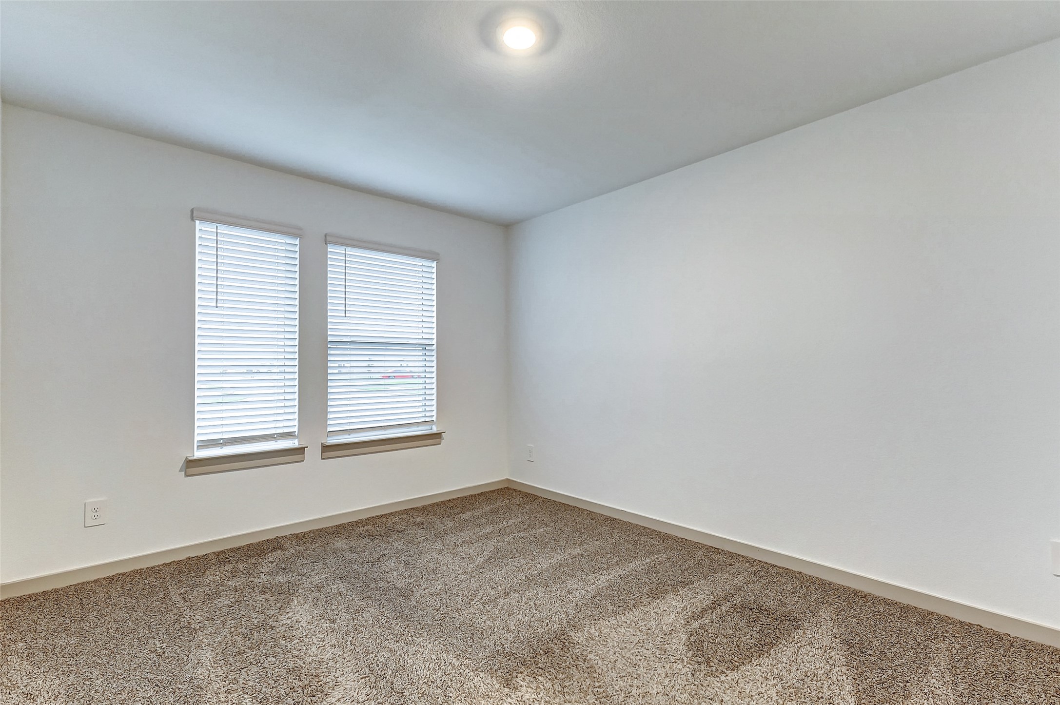7007 Sunbreeze Lane Property Photo 14