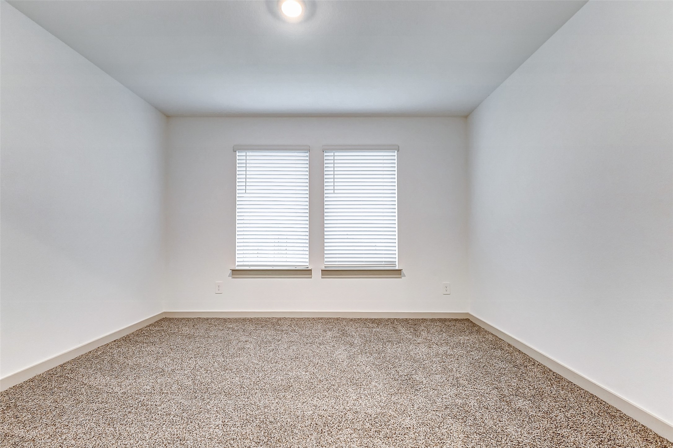 7007 Sunbreeze Lane Property Photo 32
