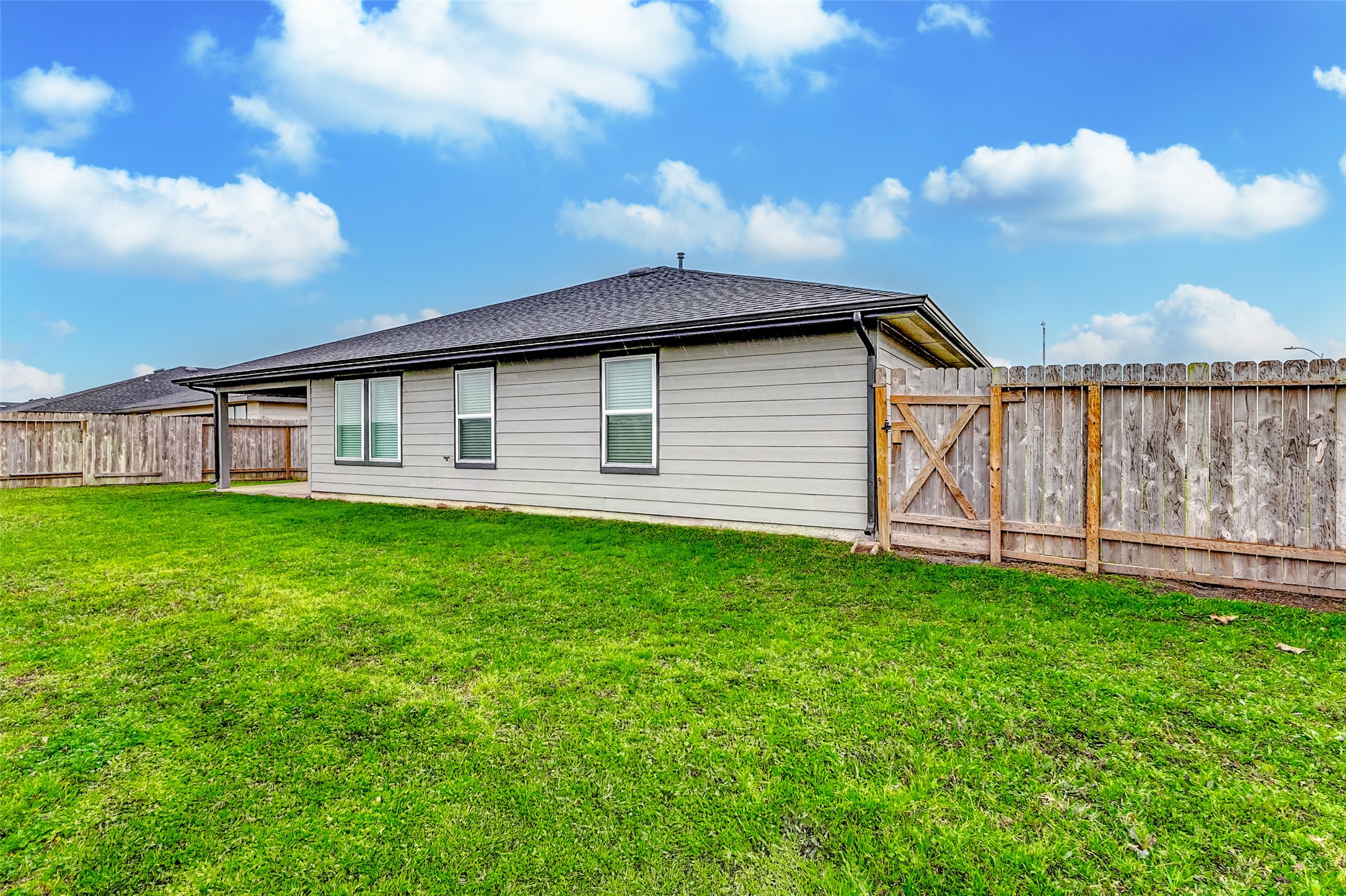7007 Sunbreeze Lane Property Photo 45