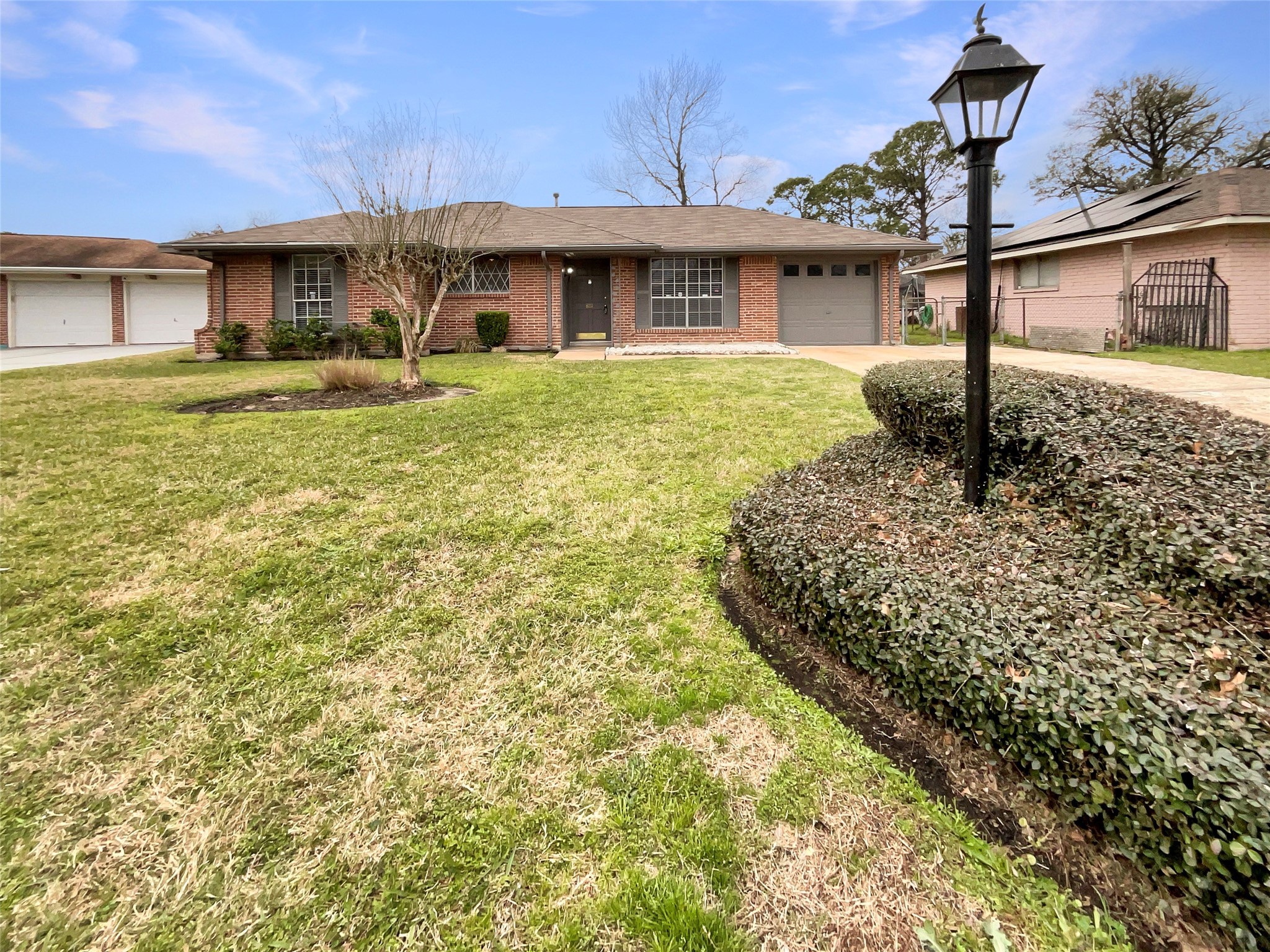 8811 Cottage Gate Lane Property Photo 1