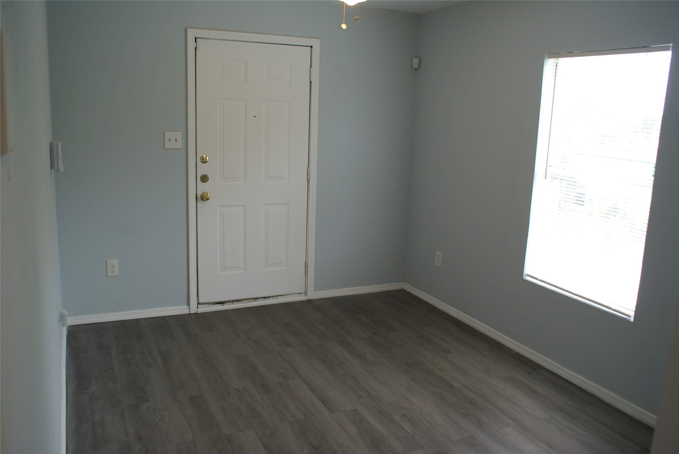 2511 Rosalie Street D Property Photo 3