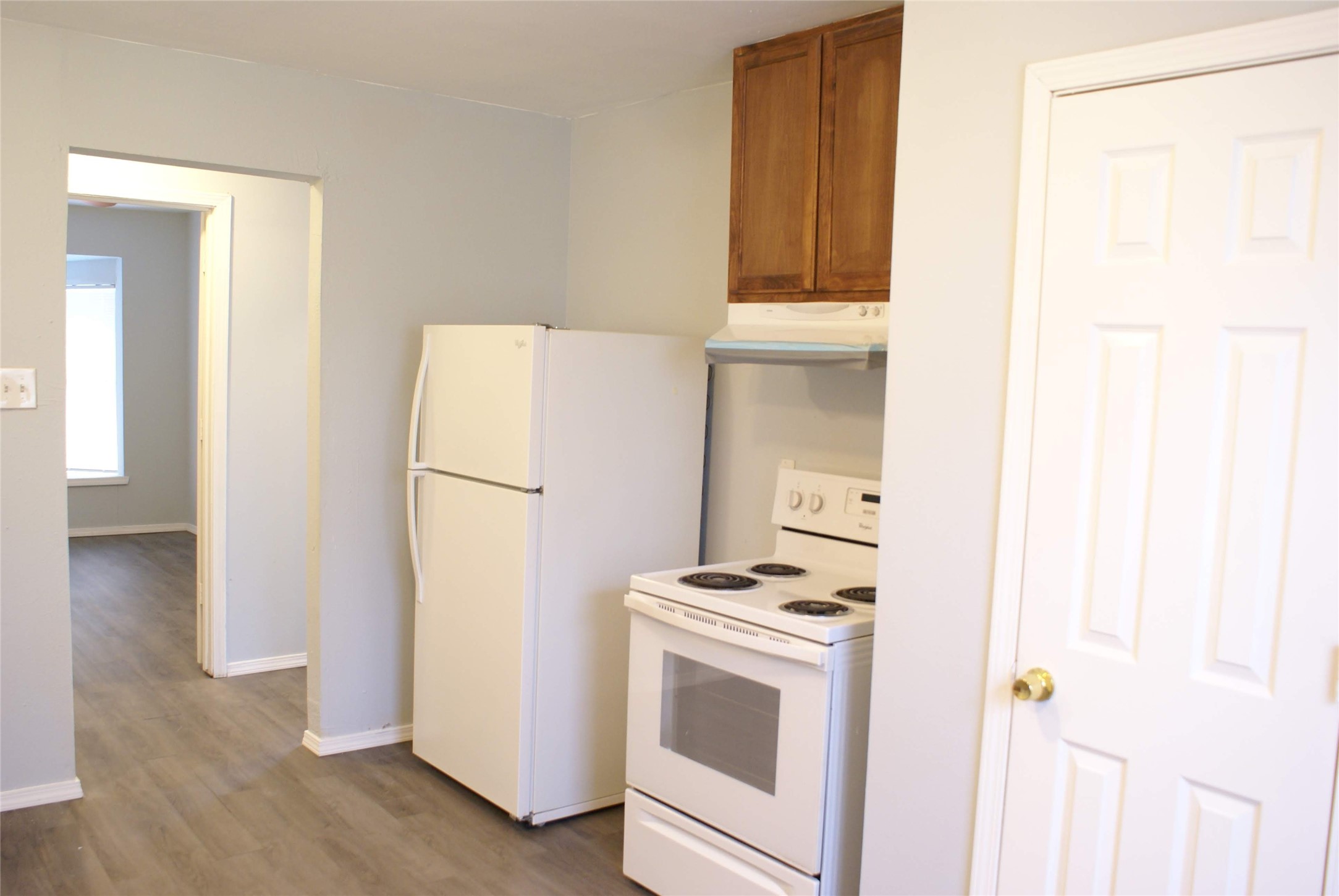 2511 Rosalie Street D Property Photo 7