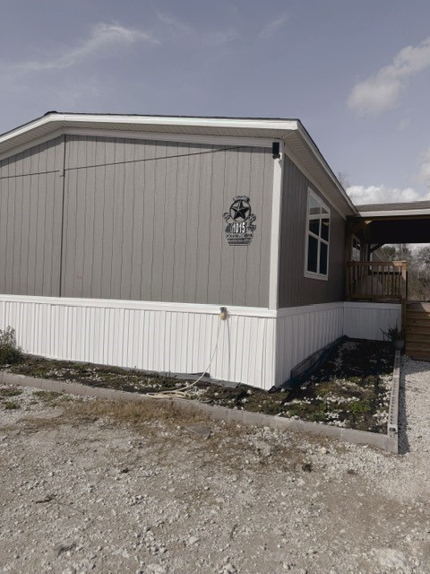1015 Exotic Pine Street Property Photo