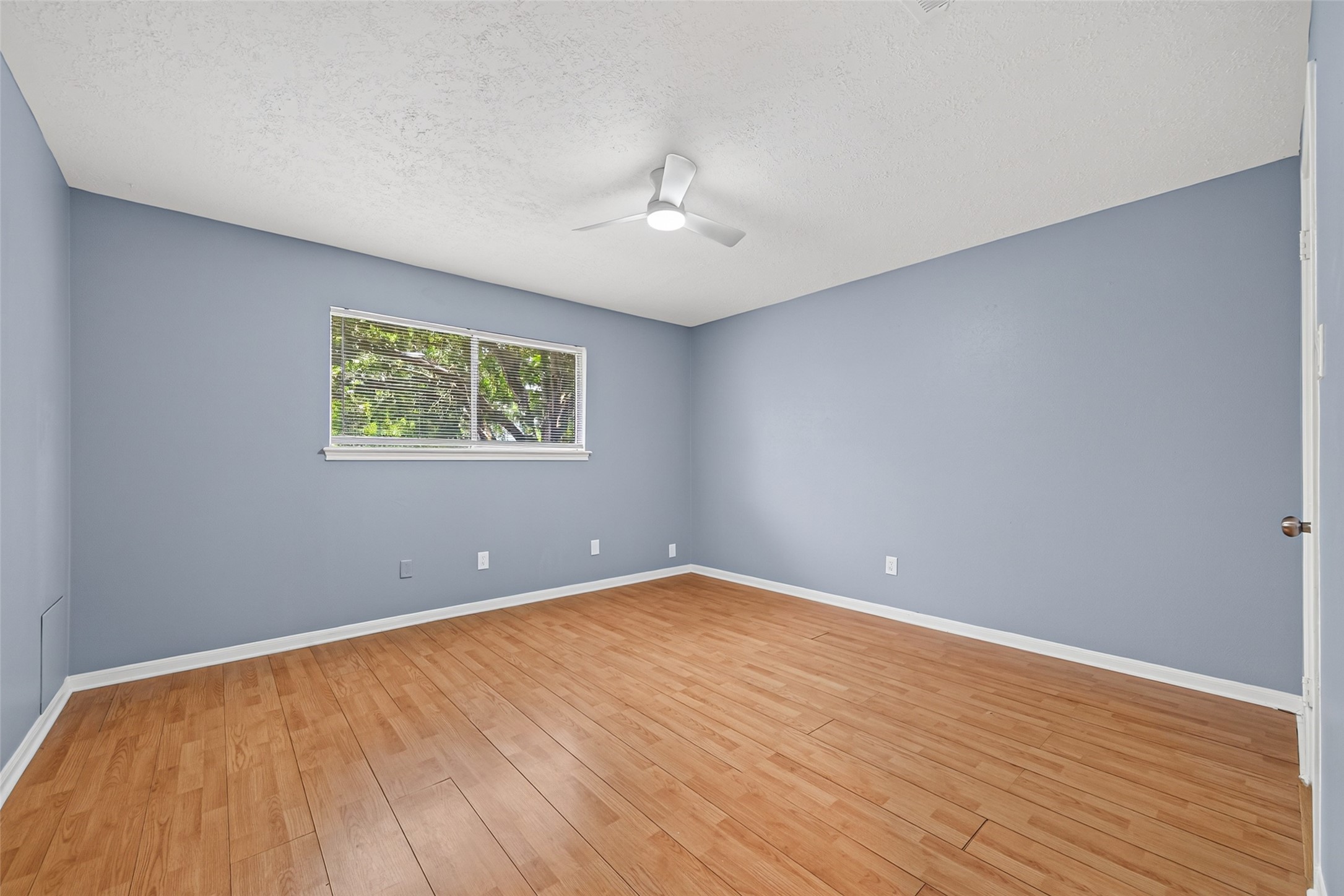 6715 Greenvale Lane Property Photo 35