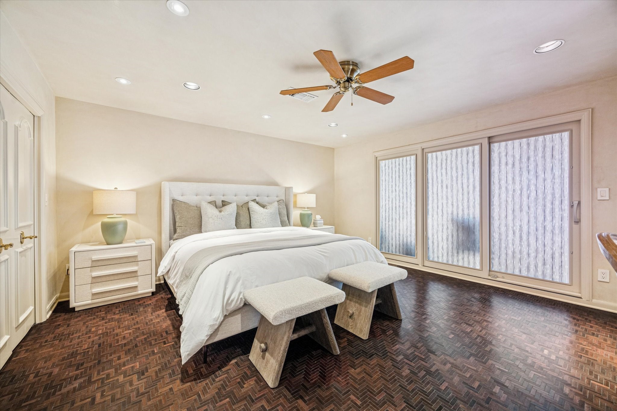 2102 Canongate Drive Property Photo 31