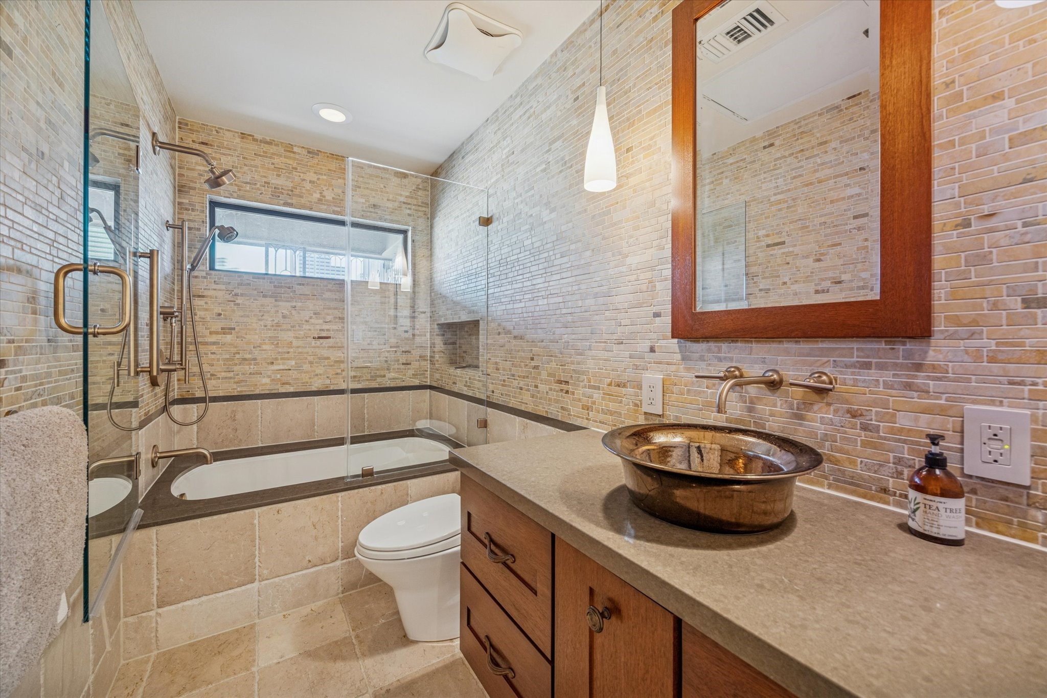 2102 Canongate Drive Property Photo 33