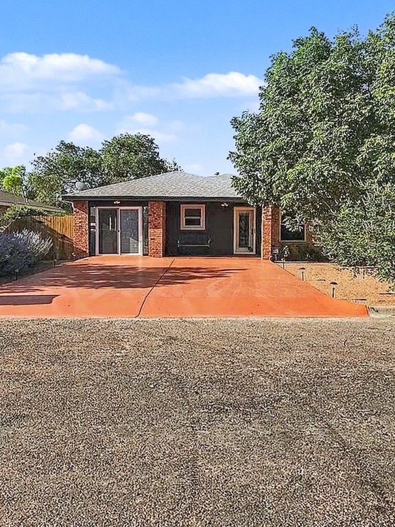 5 Date Street Property Photo 1