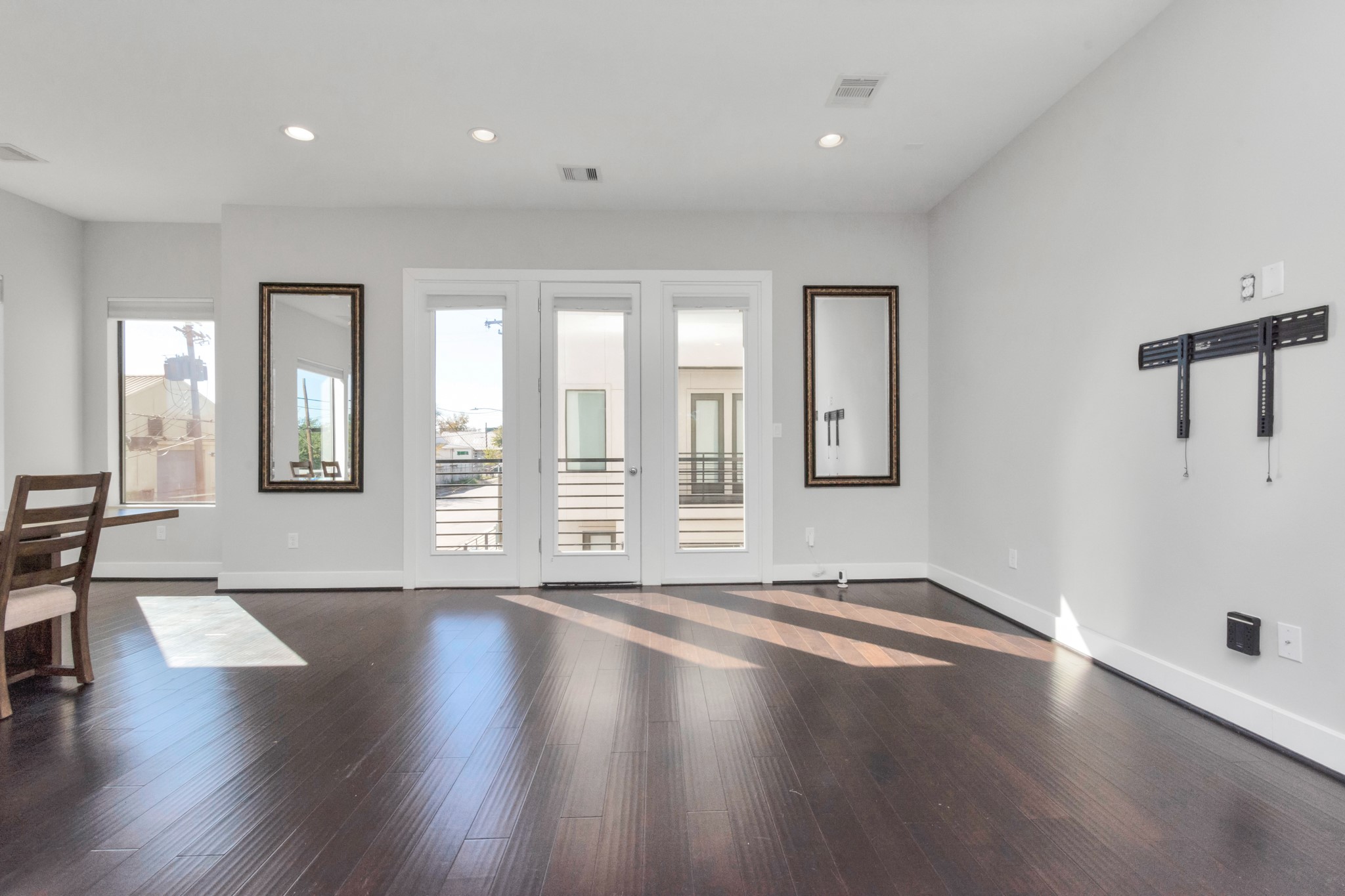 151 N Ennis Street Property Photo 13