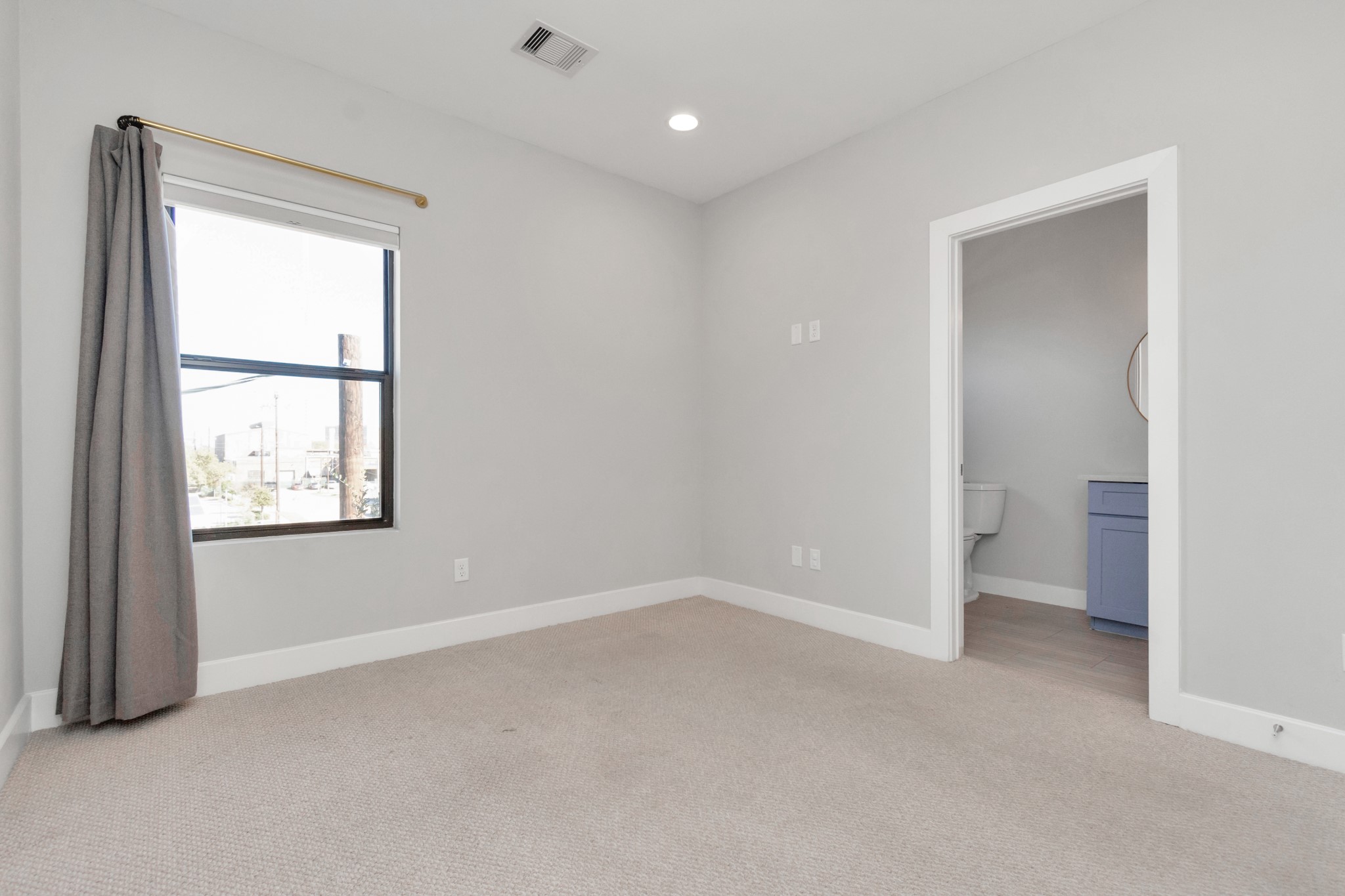 151 N Ennis Street Property Photo 25