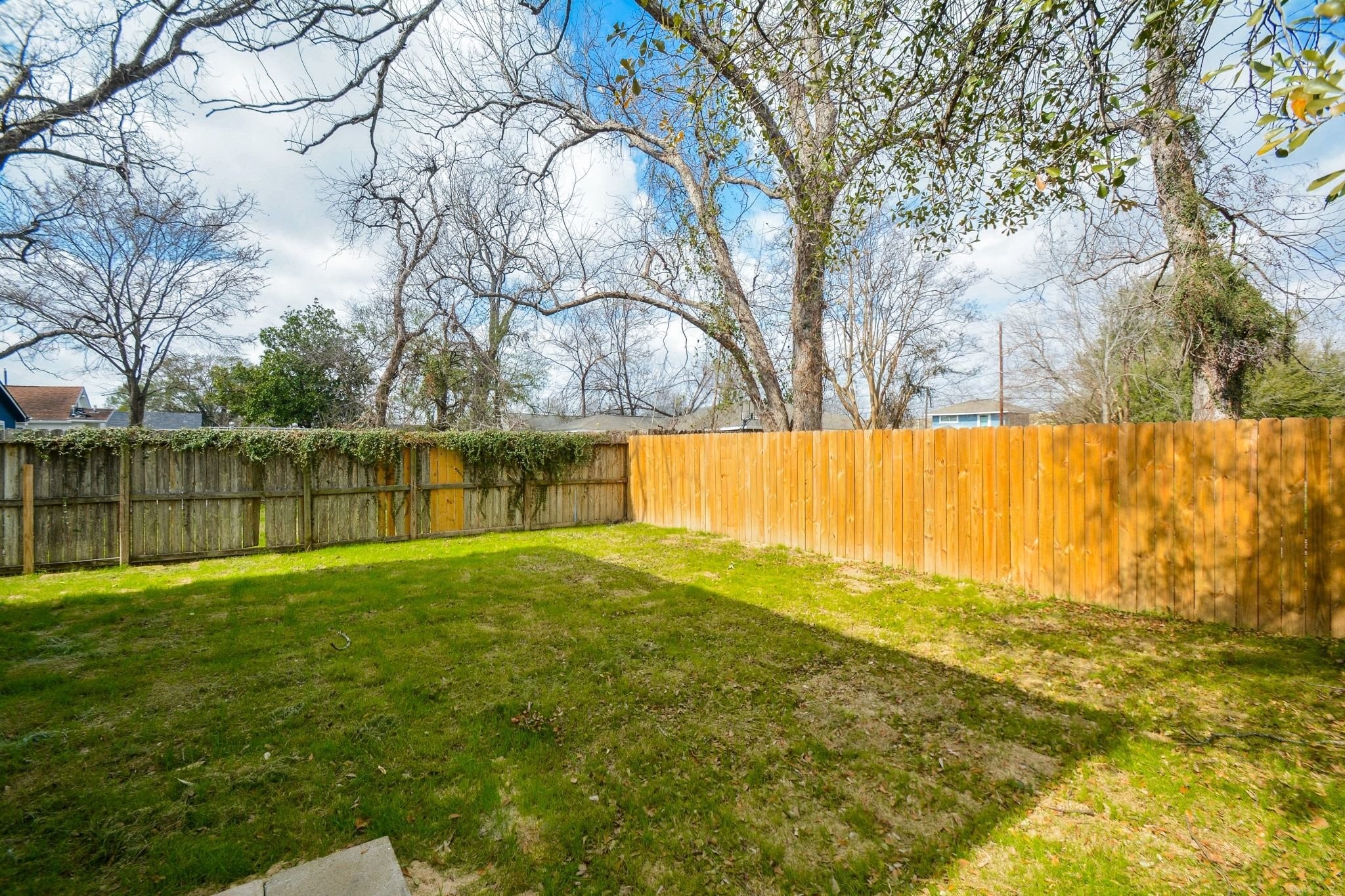 1415 E 35th Street Property Photo 26