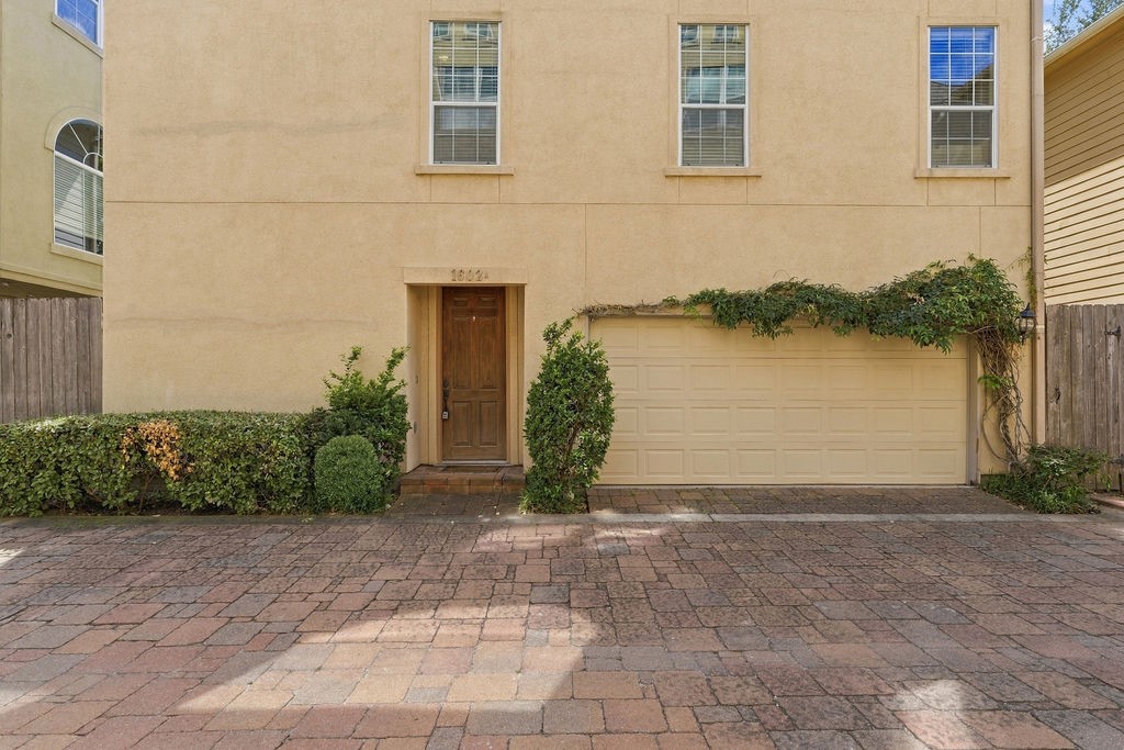 1602 A Colorado Street A Property Photo 6