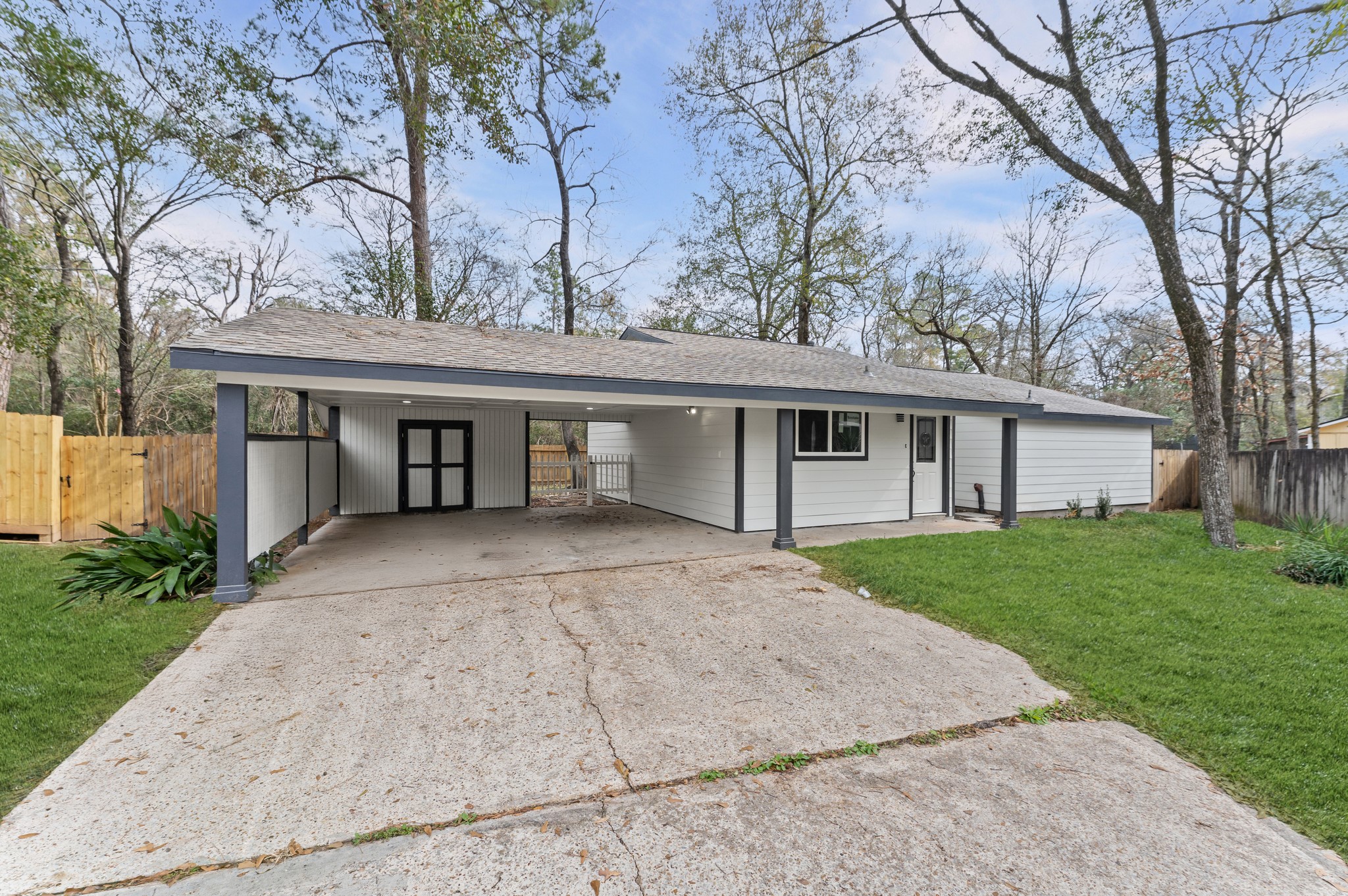 1808 N Red Cedar Circle Property Photo 2