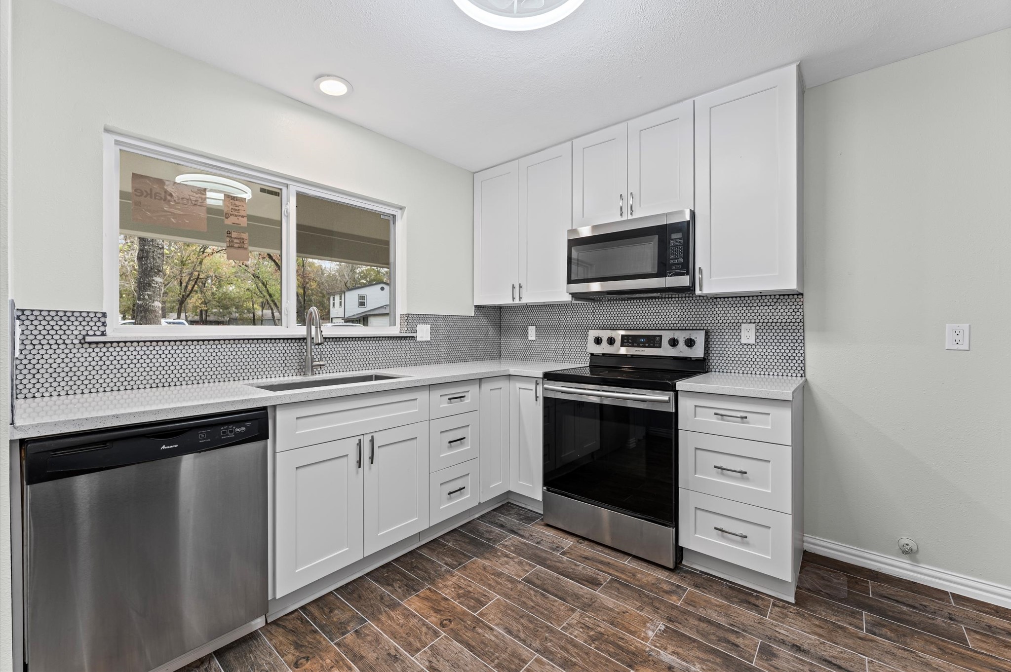 1808 N Red Cedar Circle Property Photo 7