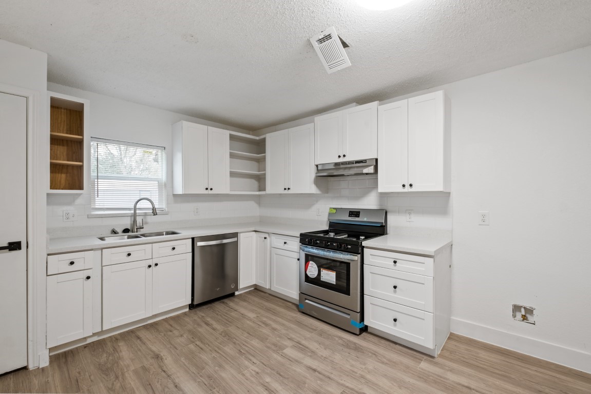 2217 Meadow Lane Property Photo 16