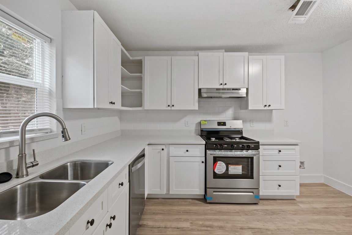 2217 Meadow Lane Property Photo 17