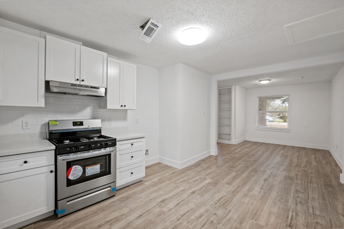 2217 Meadow Lane Property Photo 18