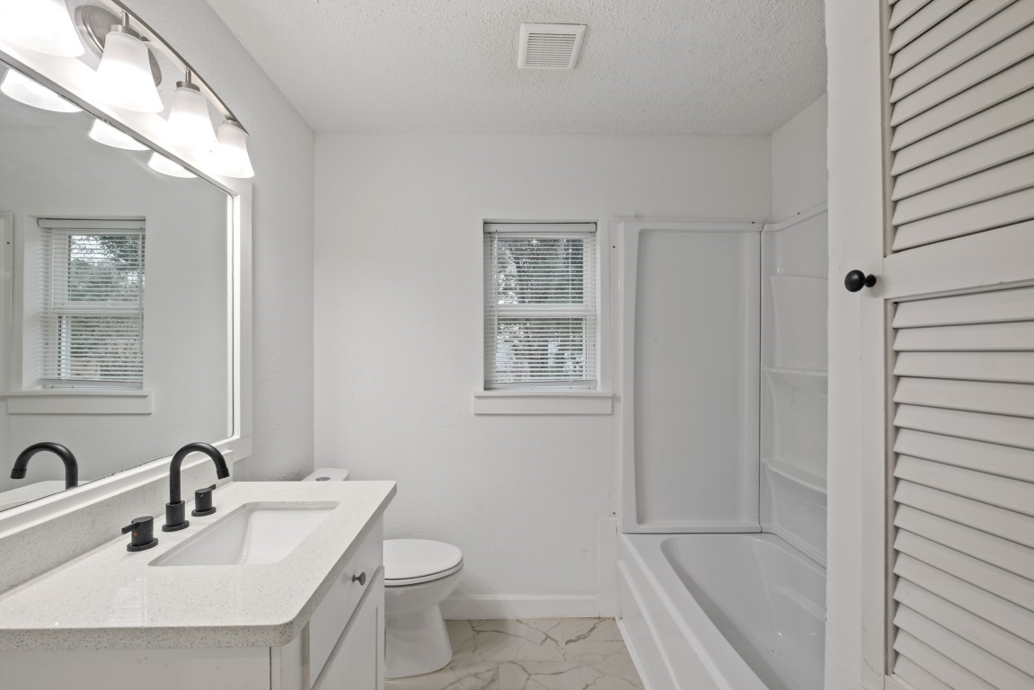 2217 Meadow Lane Property Photo 21