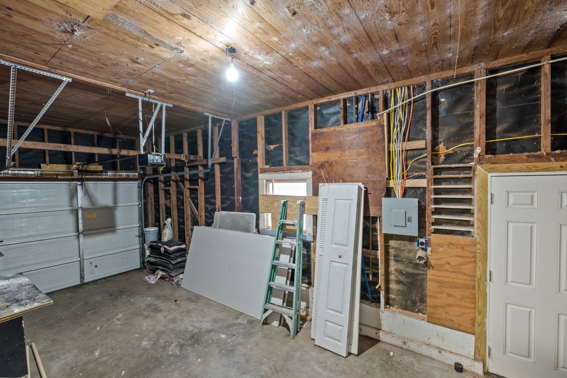 2217 Meadow Lane Property Photo 31