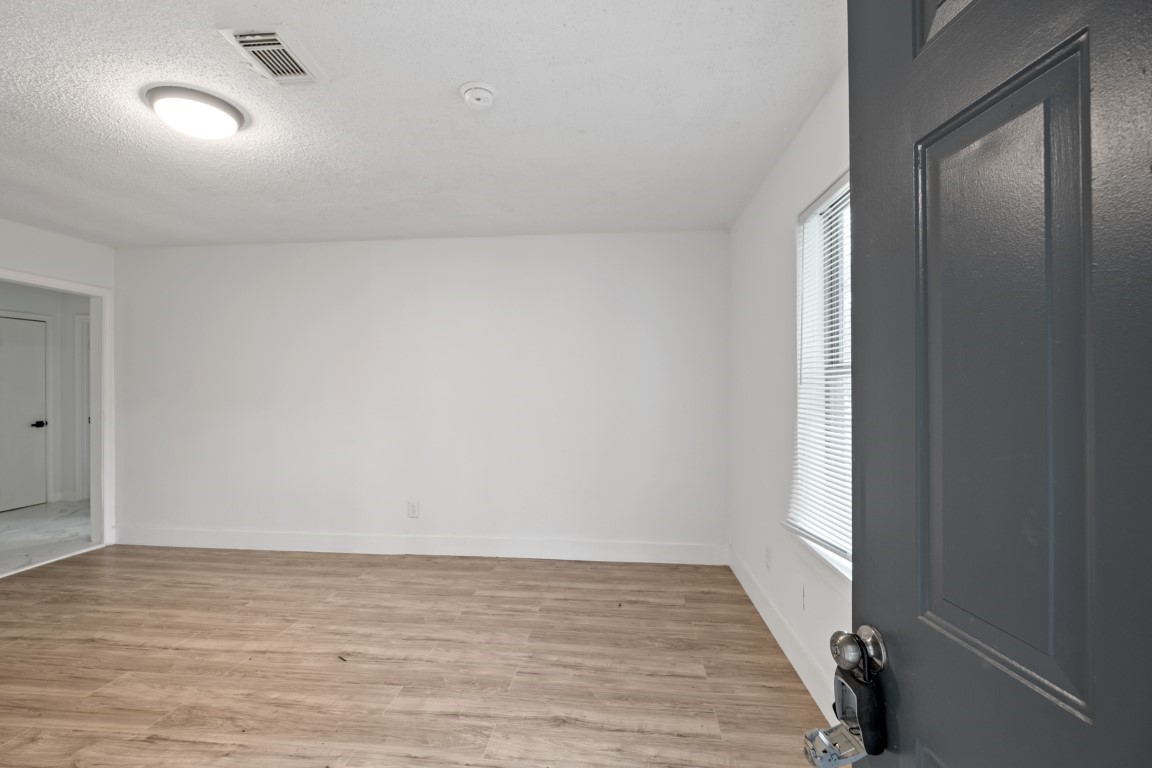 2217 Meadow Lane Property Photo 32