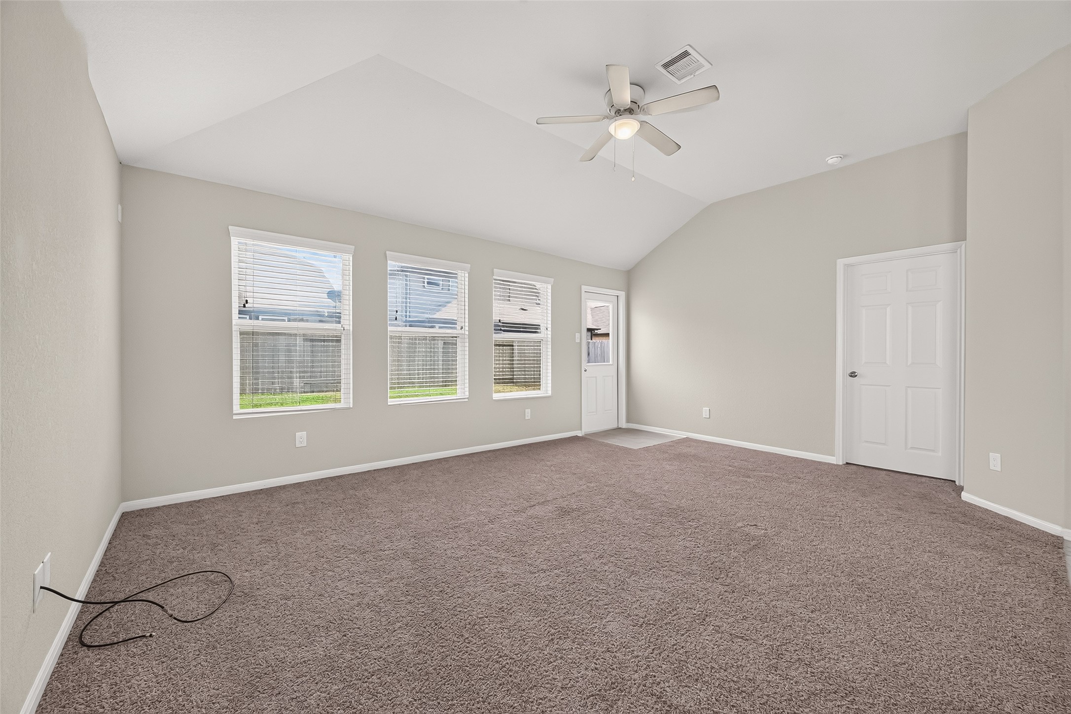 2122 Artic Loon Drive Property Photo 7