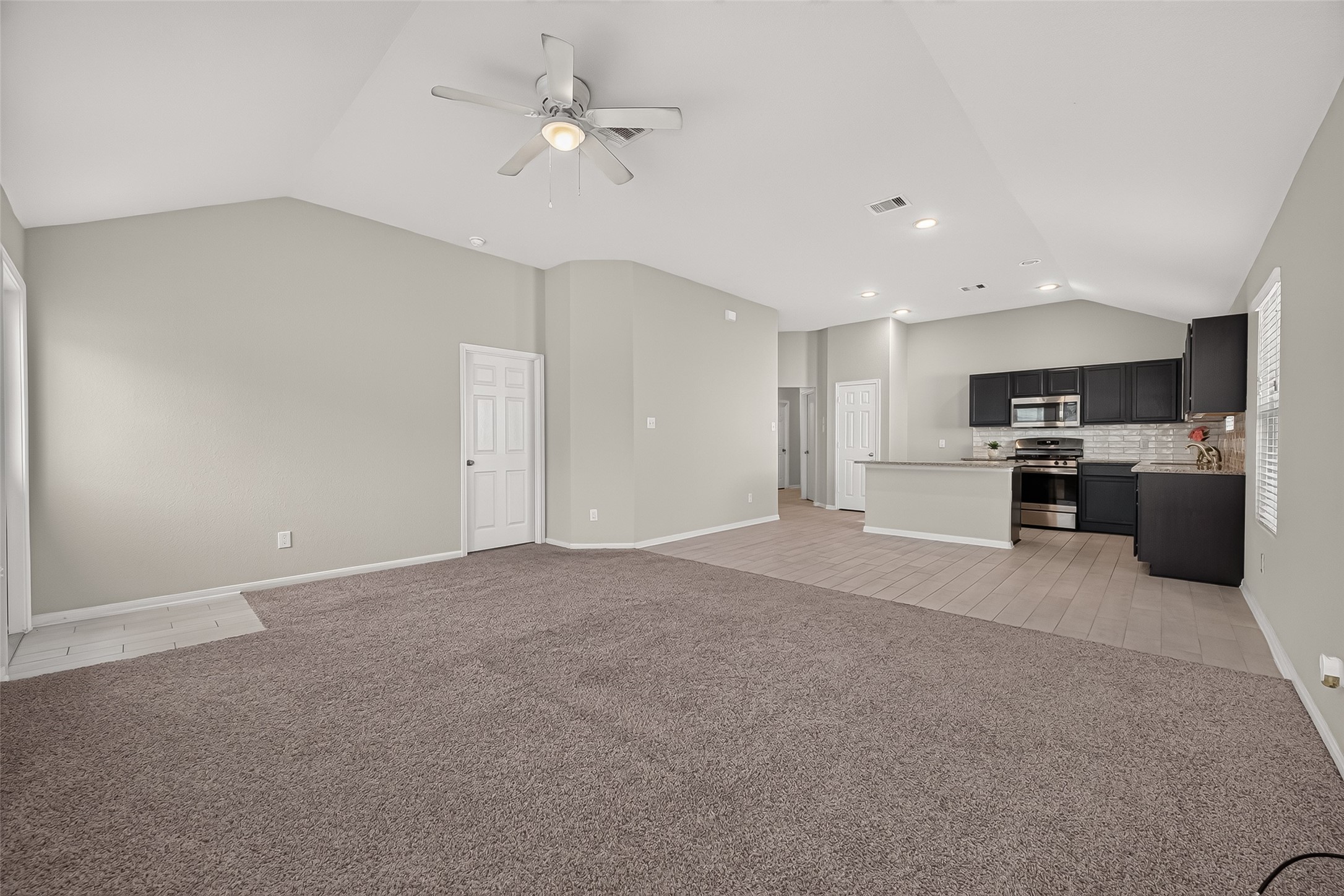 2122 Artic Loon Drive Property Photo 8