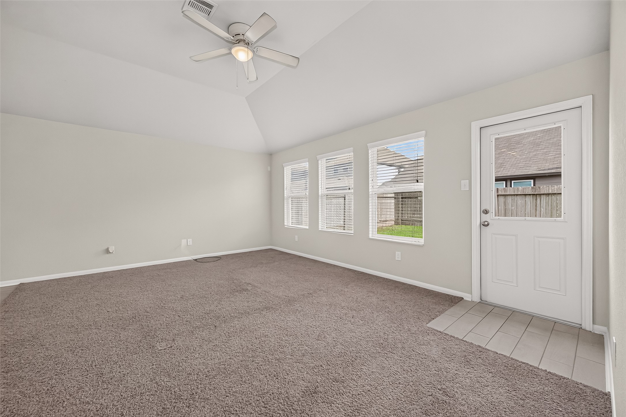 2122 Artic Loon Drive Property Photo 9