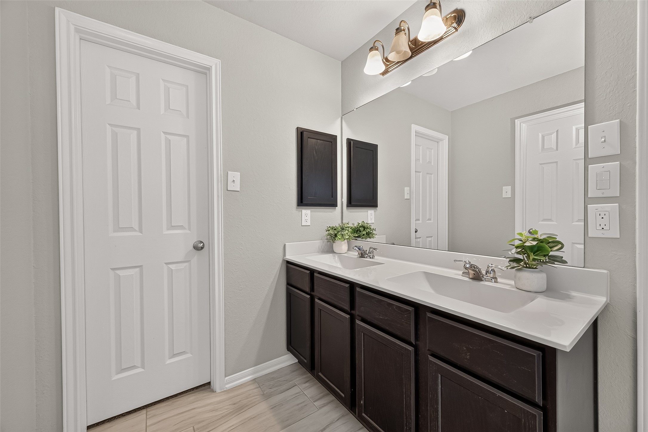 2122 Artic Loon Drive Property Photo 33