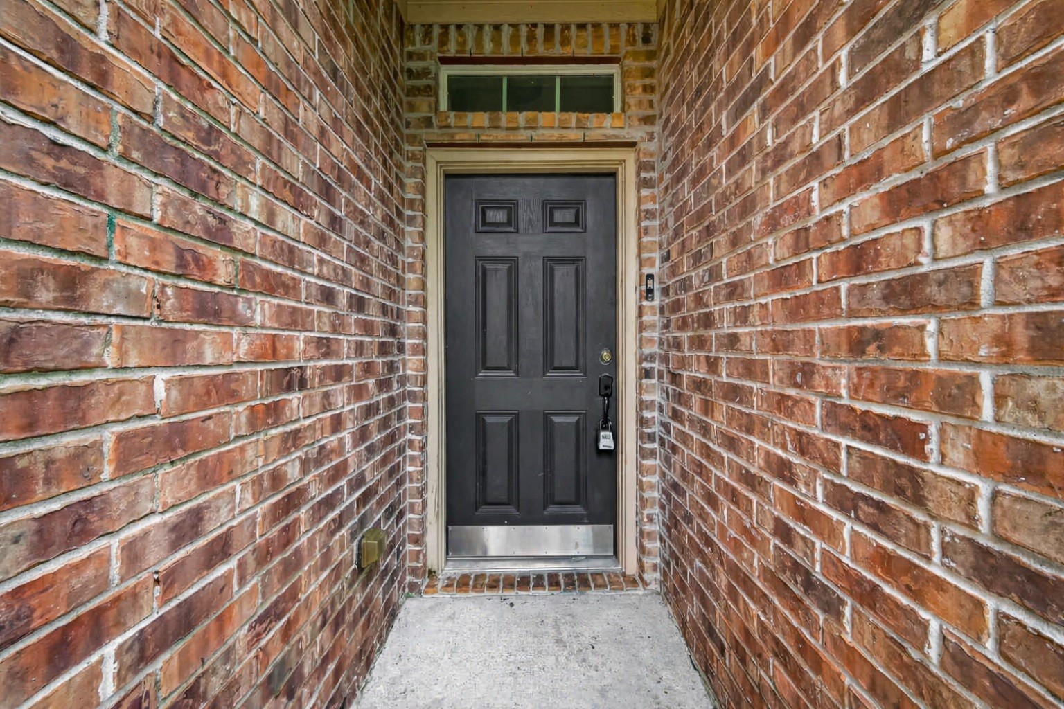 17247 Osprey Forest Drive Property Photo 3