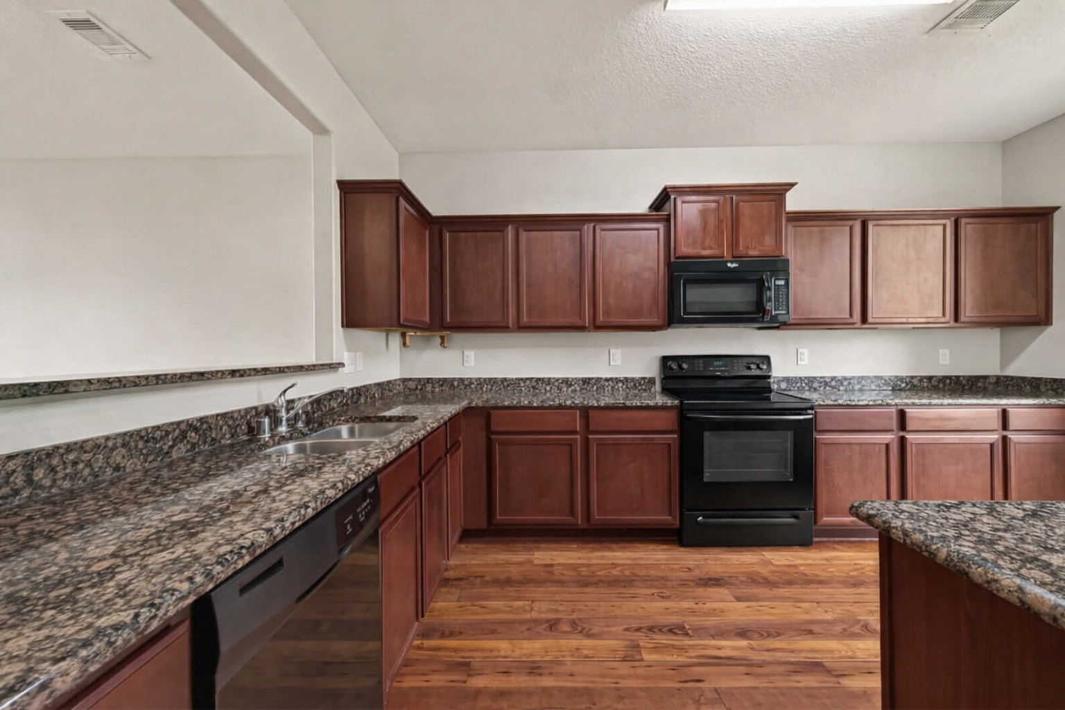 17247 Osprey Forest Drive Property Photo 8