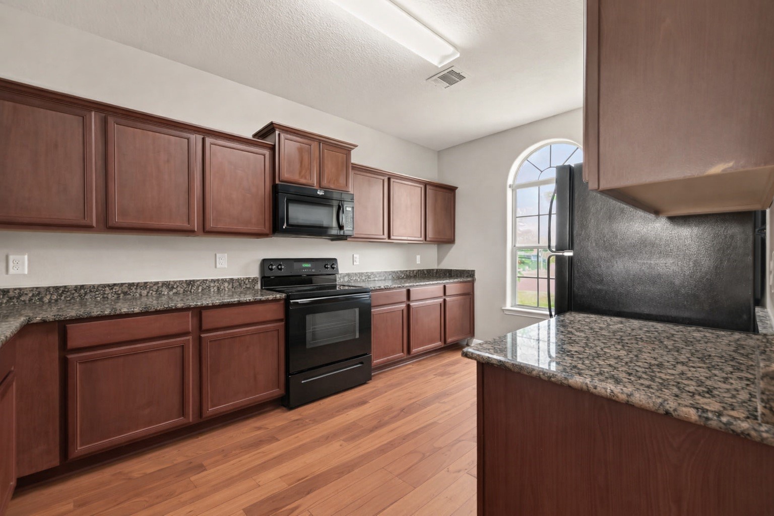 17247 Osprey Forest Drive Property Photo 10