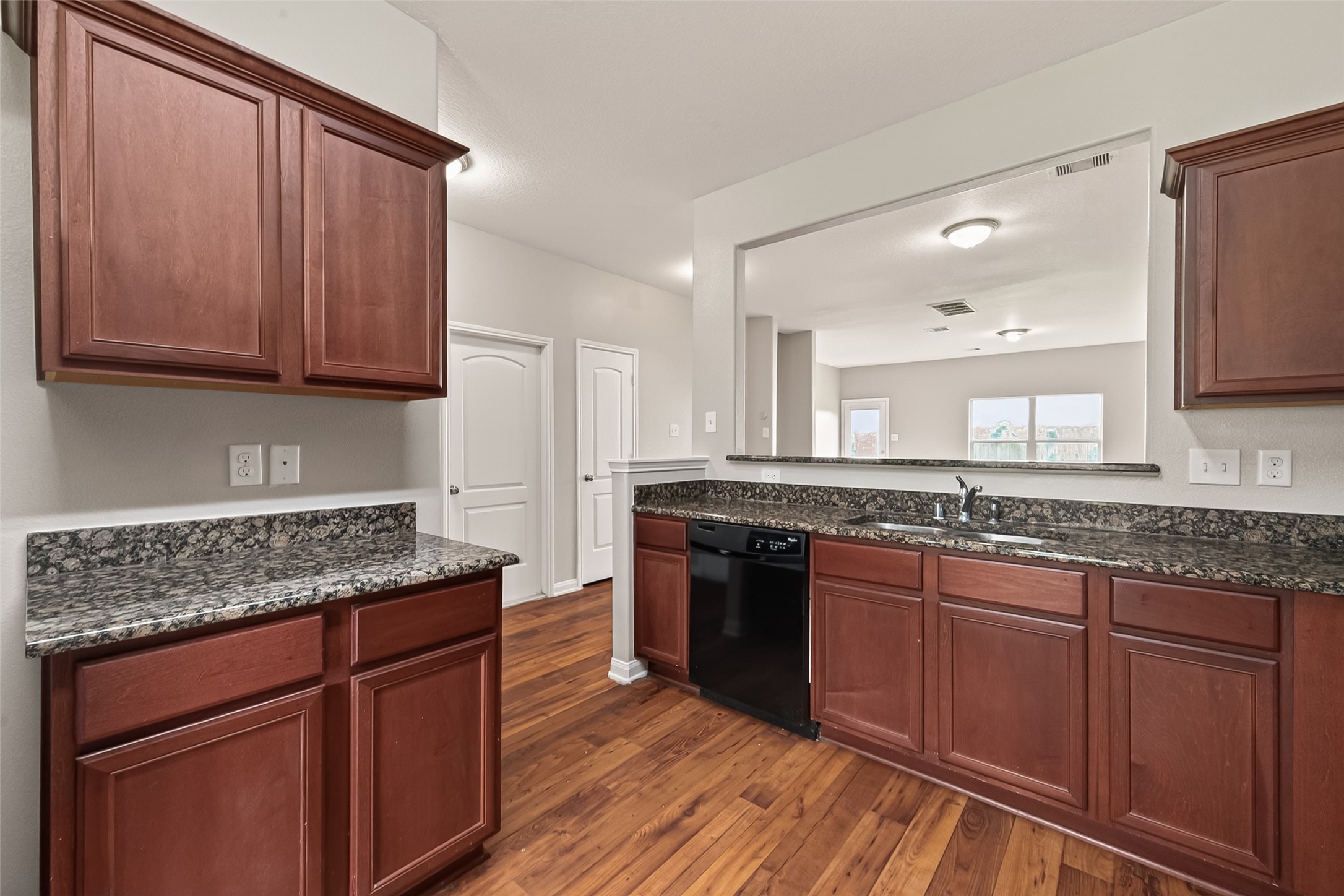 17247 Osprey Forest Drive Property Photo 14