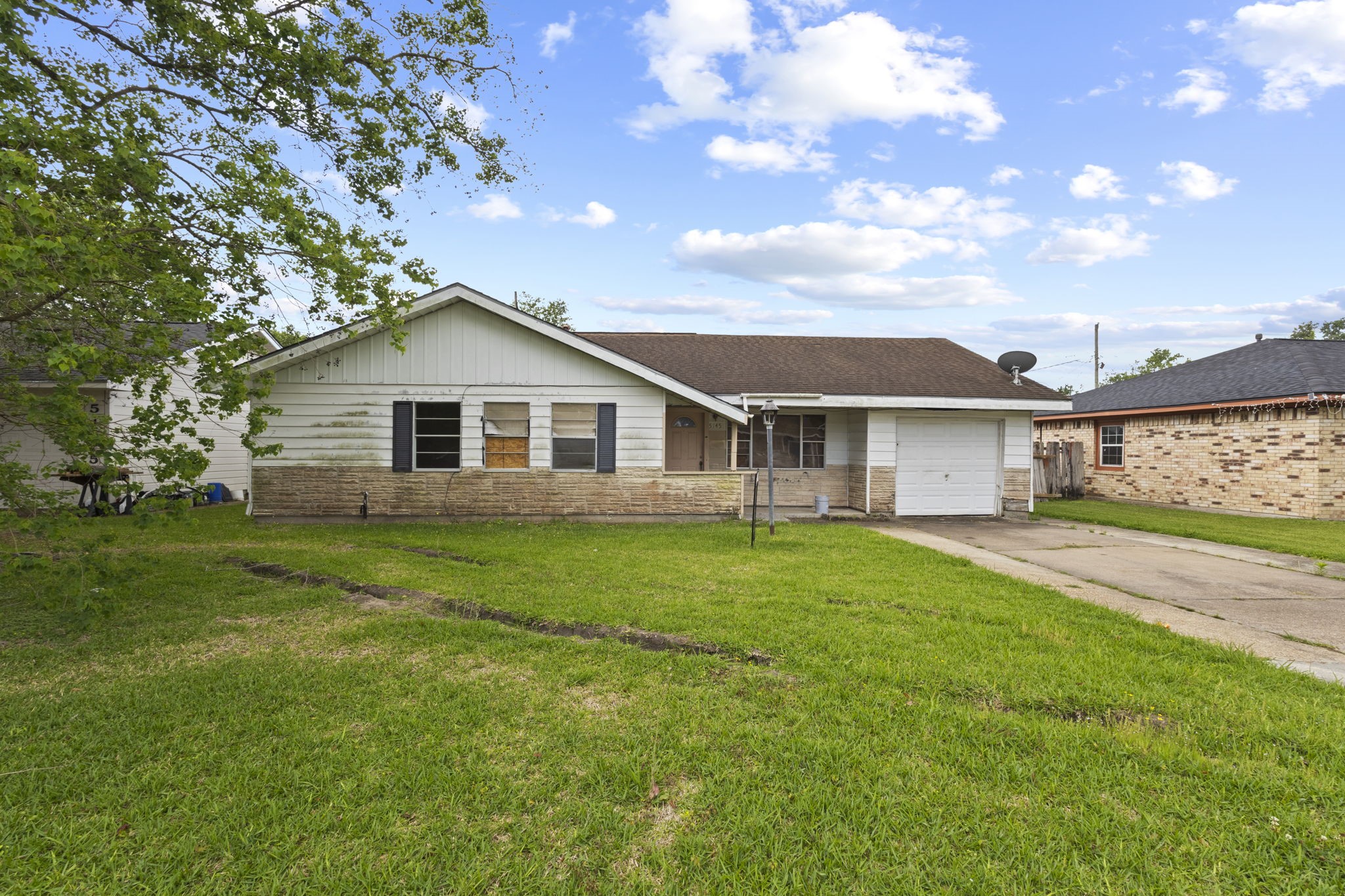 5145 Raleigh Drive Property Photo 1