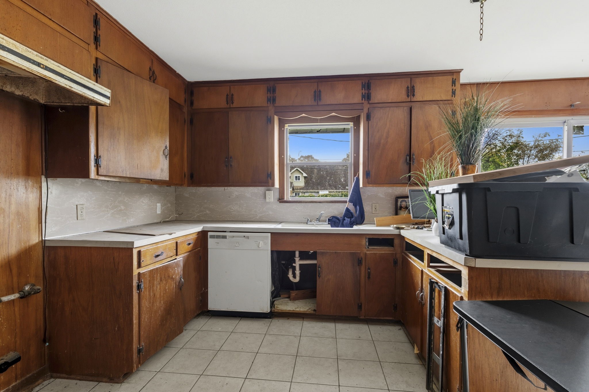 5145 Raleigh Drive Property Photo 10