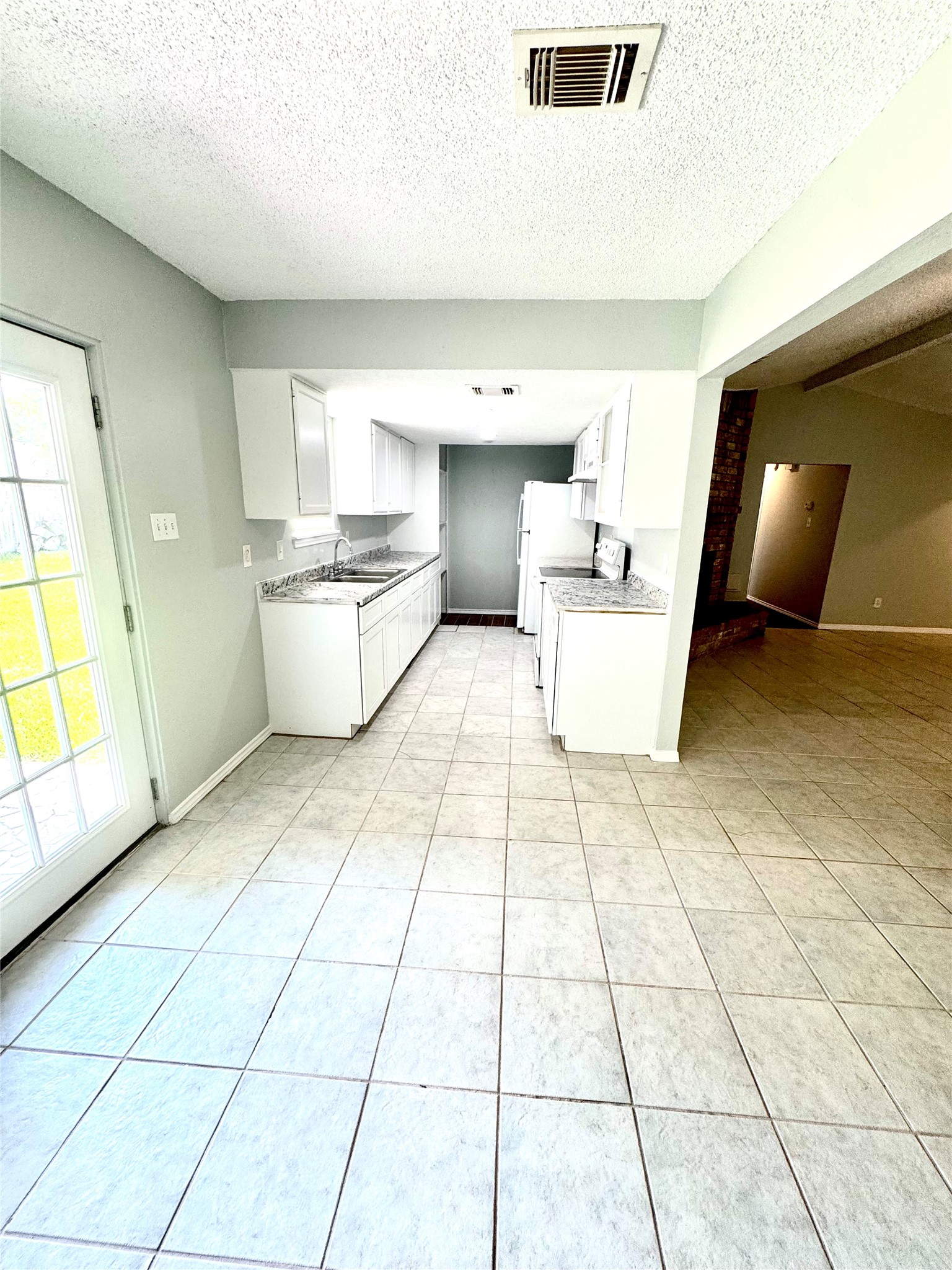 3831 Addicks Clodine Road Property Photo 7