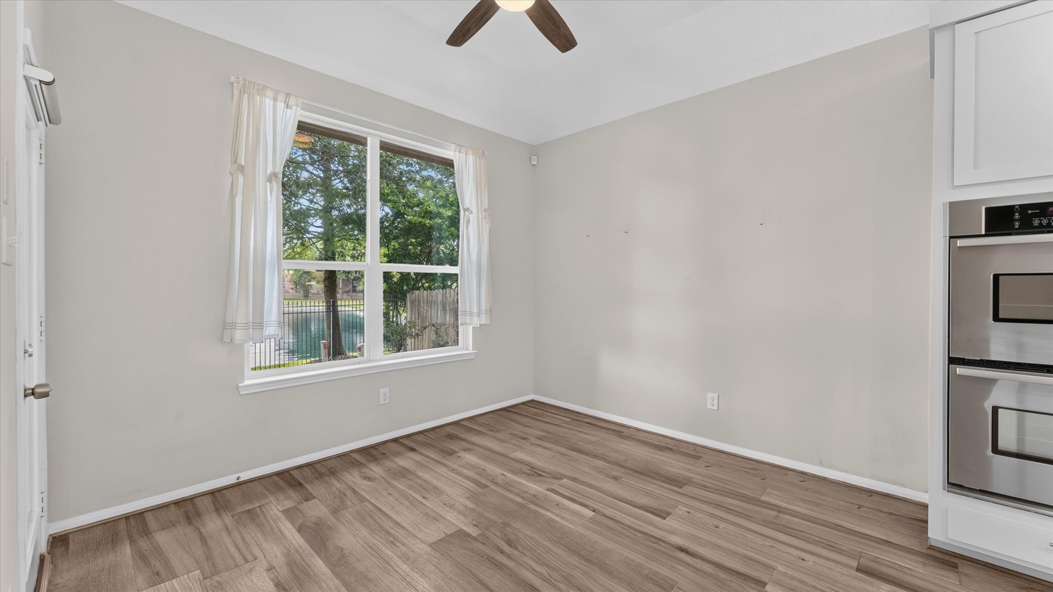 22626 Fanwick Drive Property Photo 15