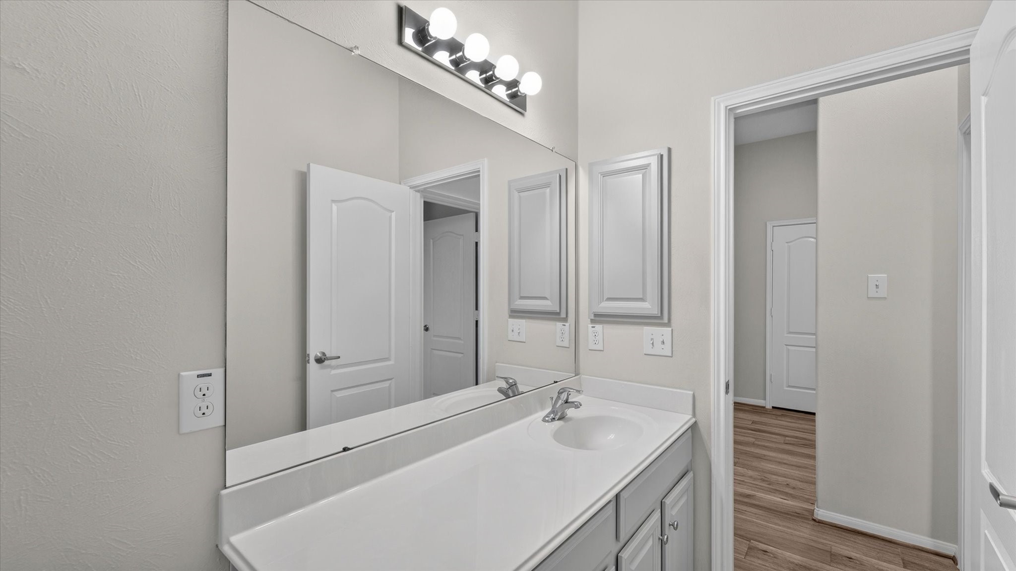 22626 Fanwick Drive Property Photo 32