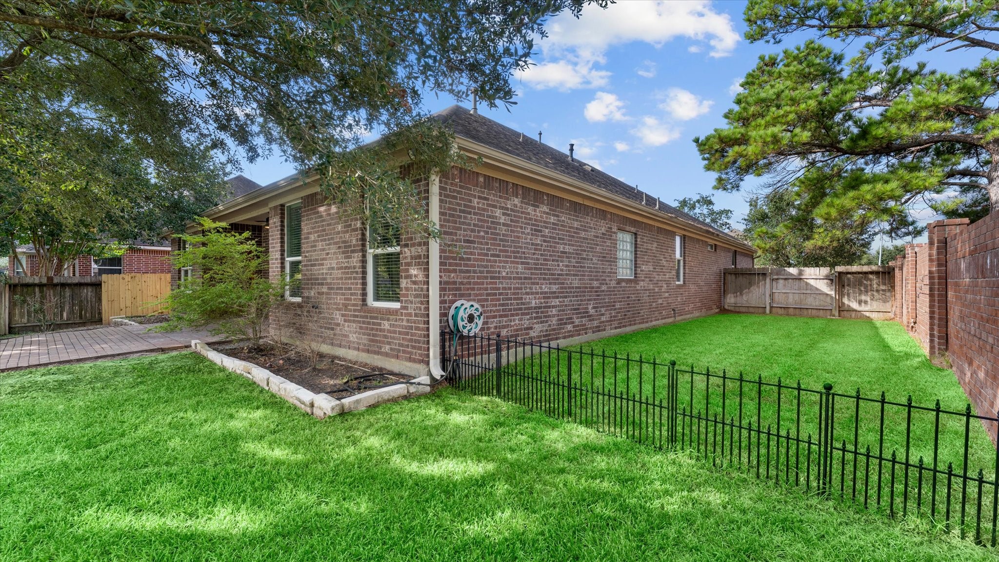 22626 Fanwick Drive Property Photo 37