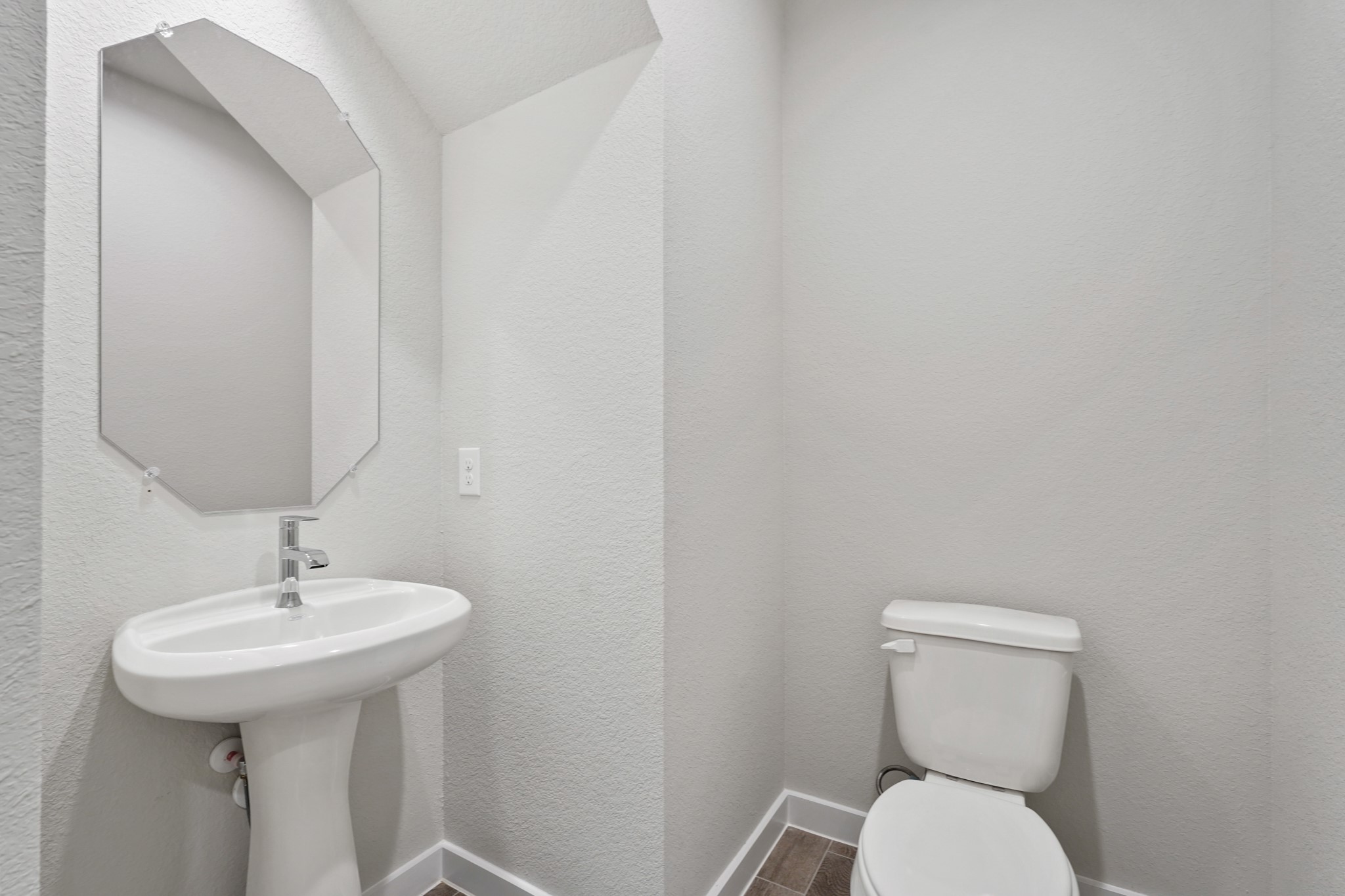 23202 Satin Ash Lane Property Photo 9