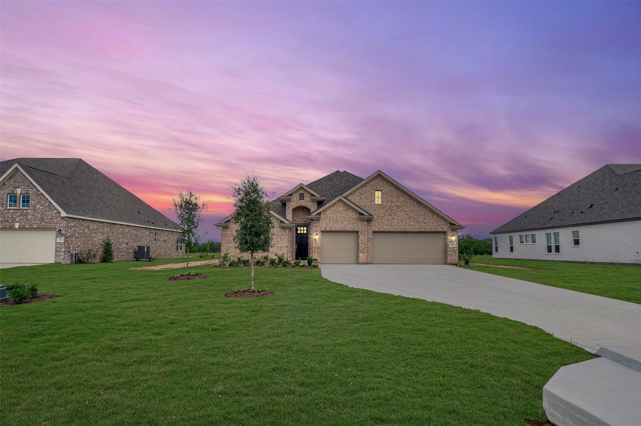 6815 Allens Landing Property Photo 1