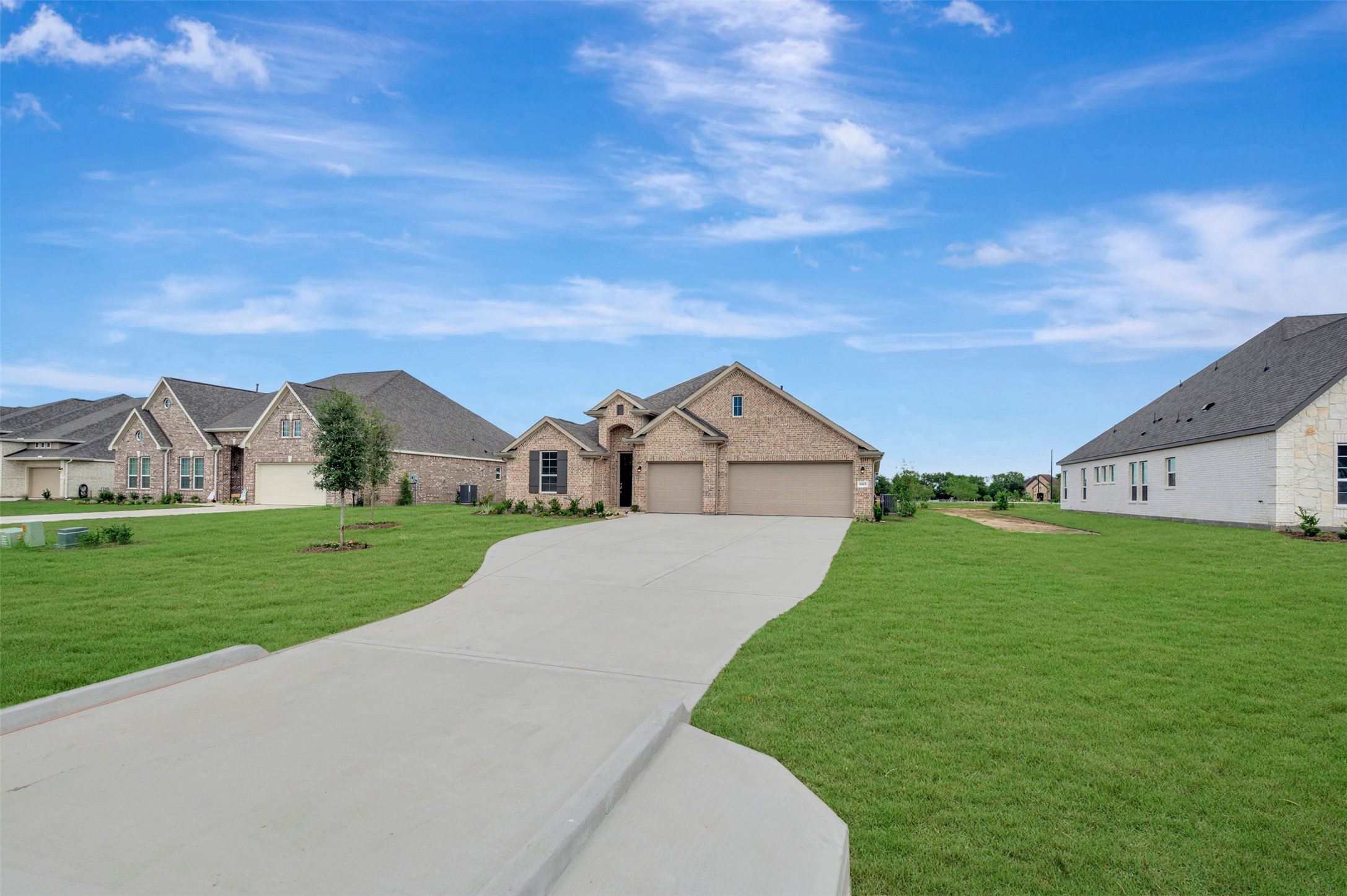 6815 Allens Landing Property Photo 3