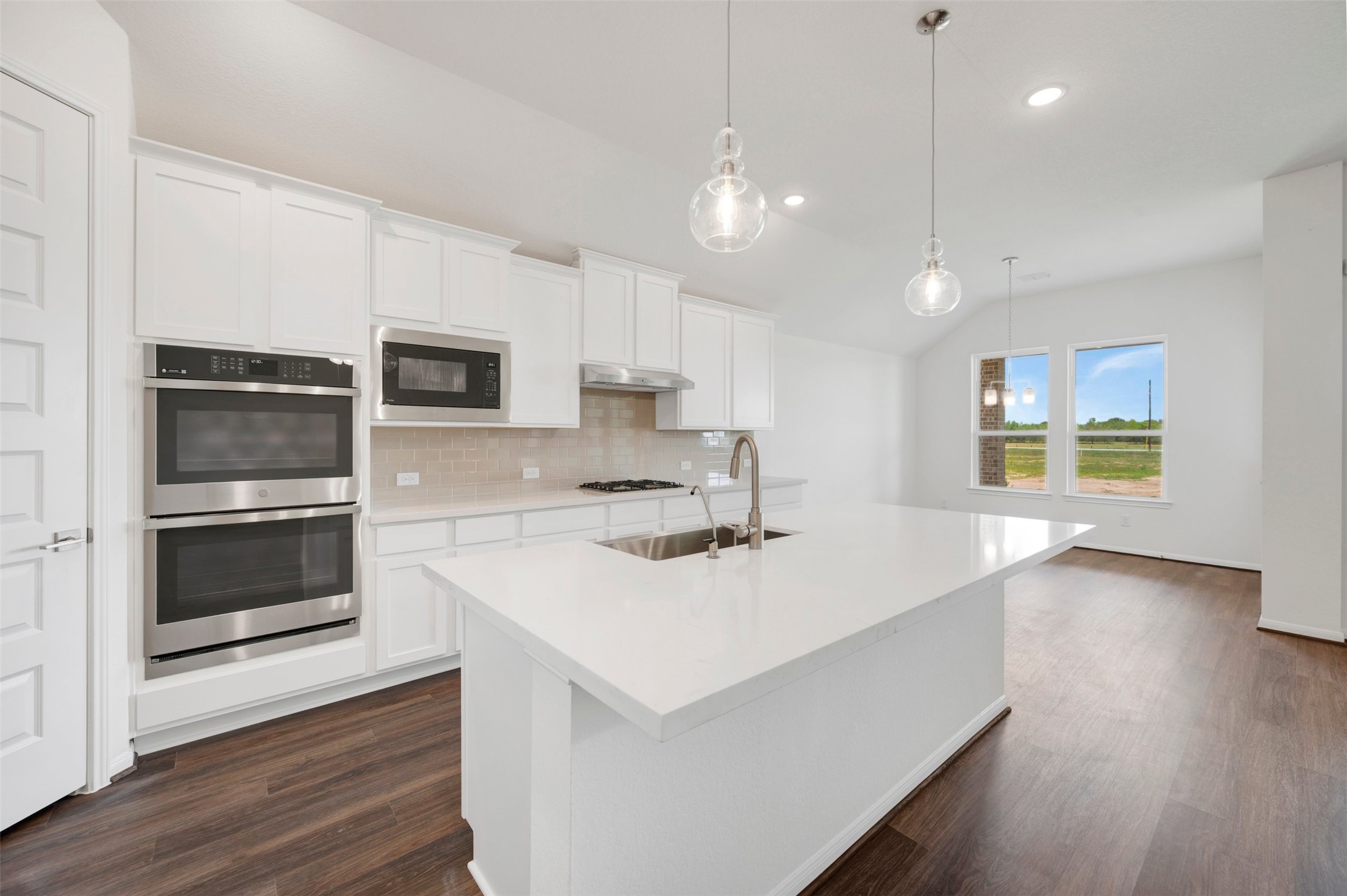 6815 Allens Landing Property Photo 9